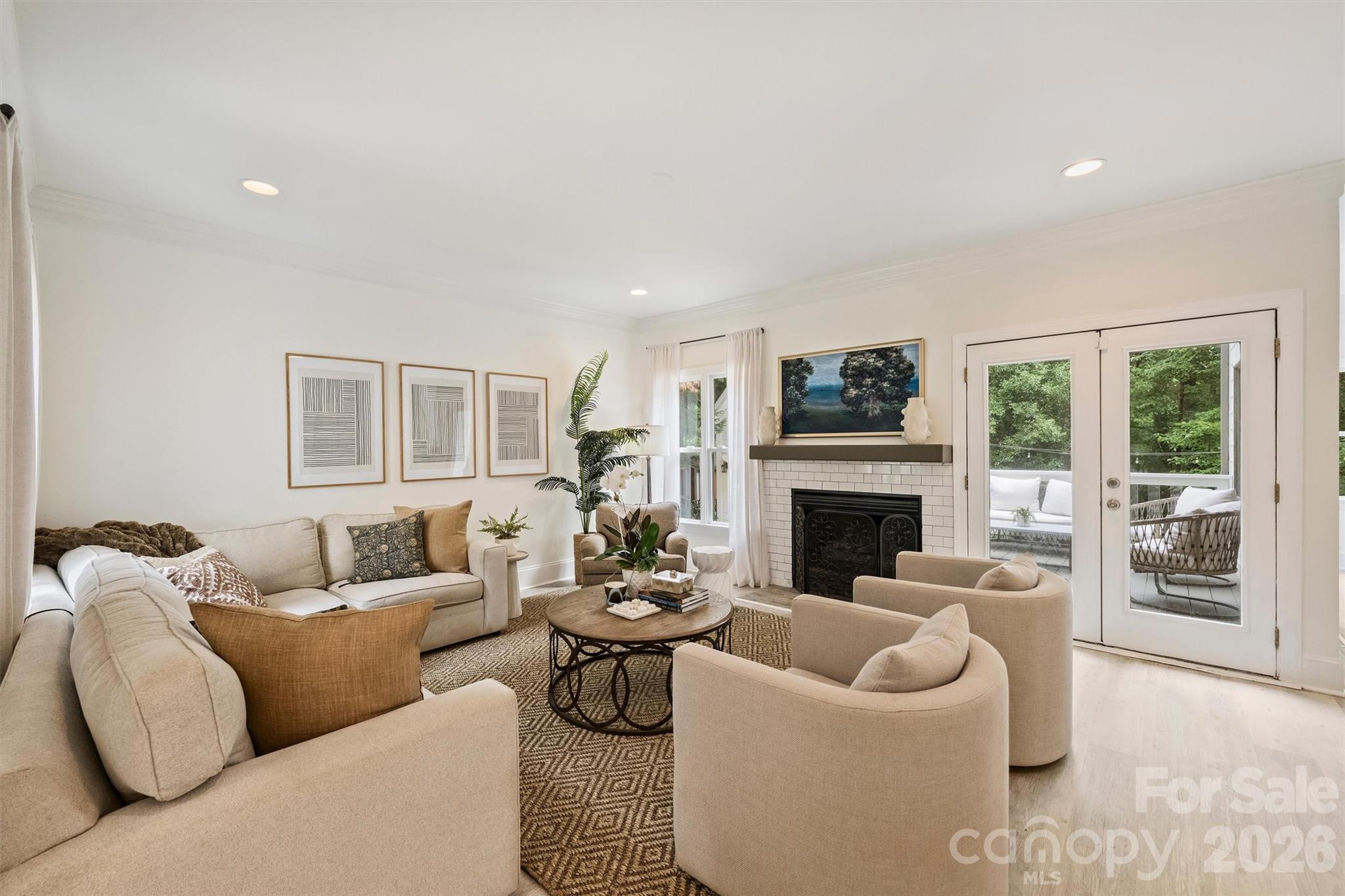 1328 Ivey Drive — Charlotte