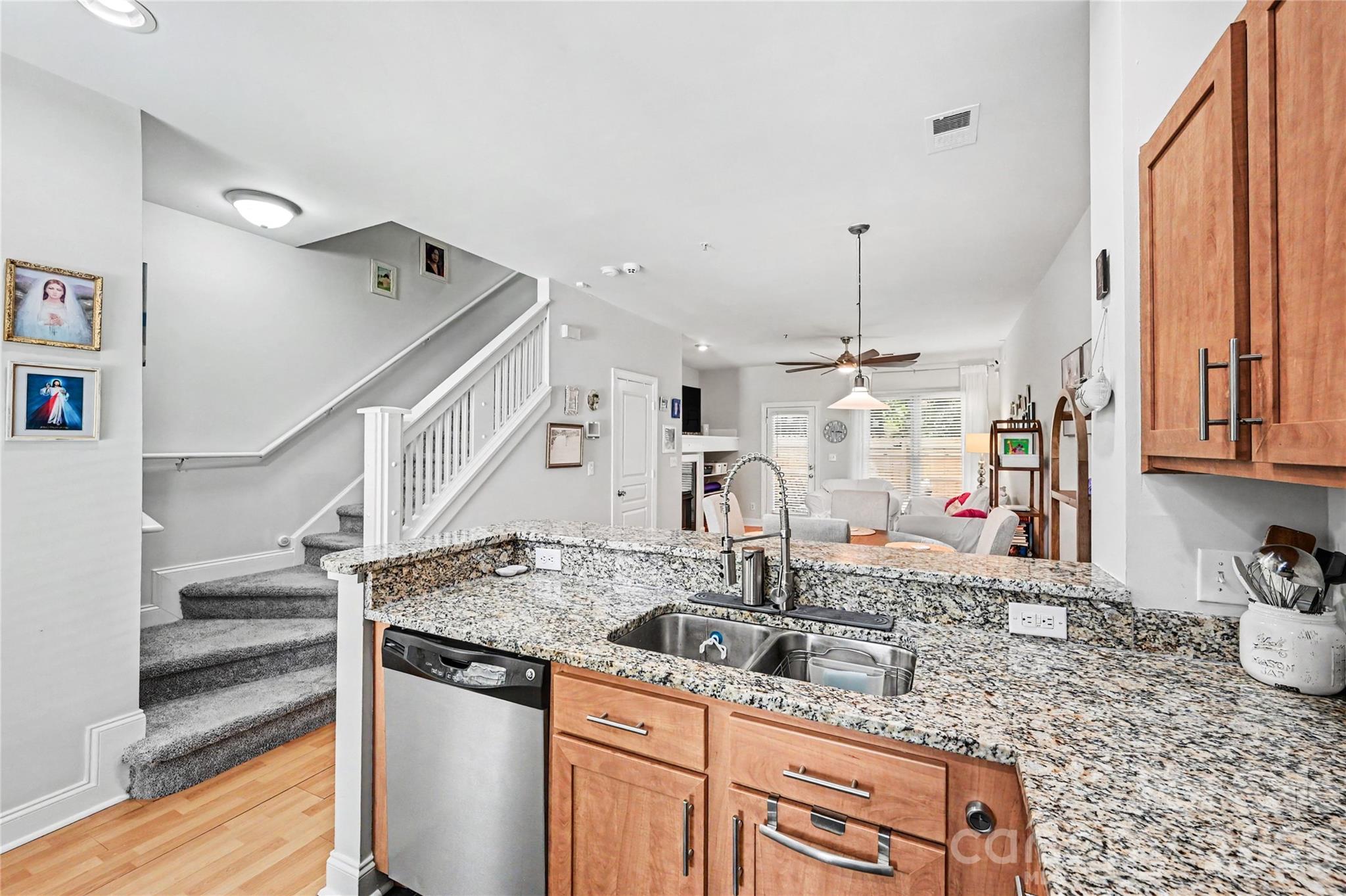 1043 Park West Drive — Charlotte