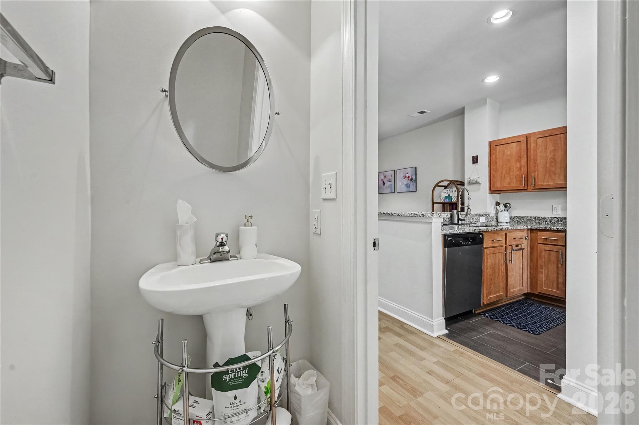 1043 Park West Drive — Charlotte