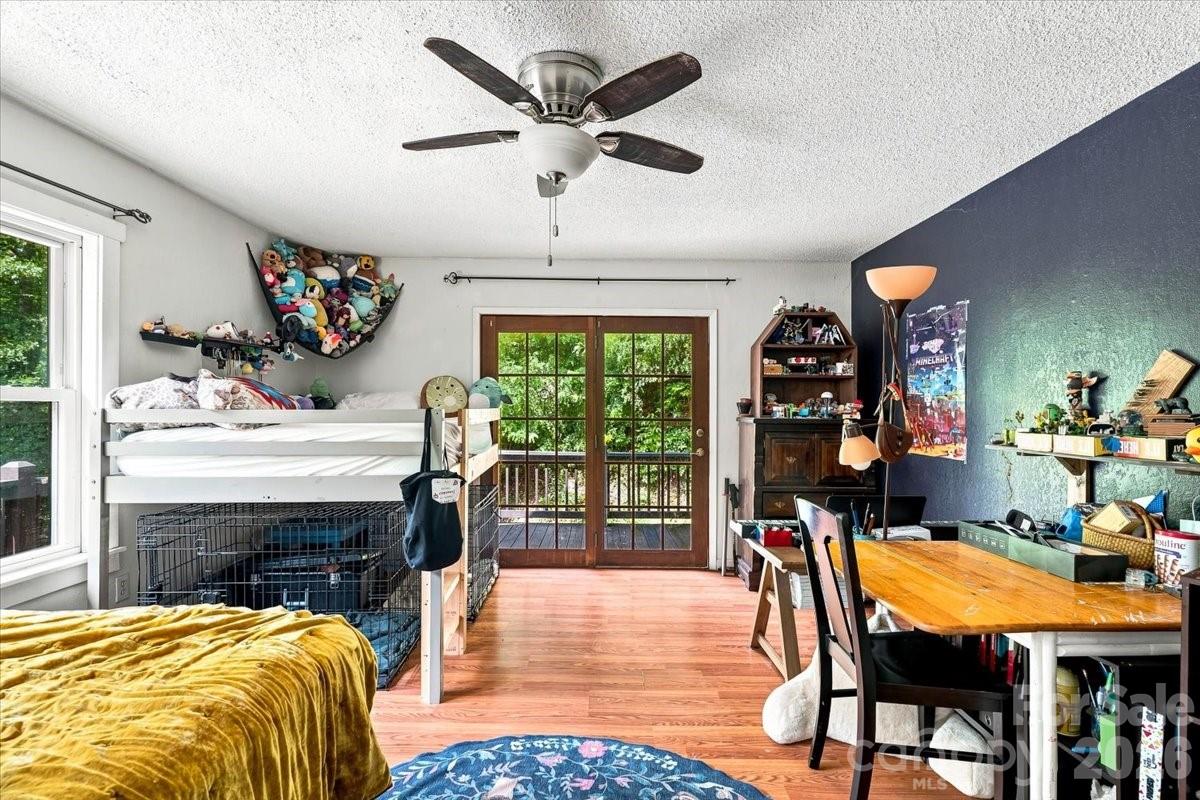 149 Charlie Mac Drive — Burnsville