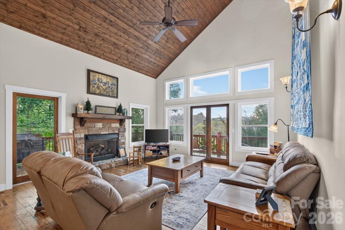 199 Atkins Loop — Lake Junaluska