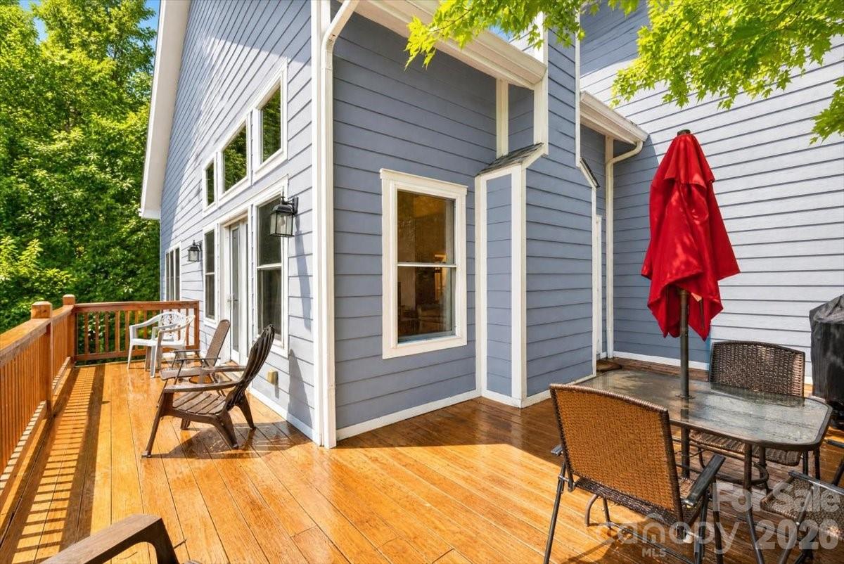 199 Atkins Loop — Lake Junaluska