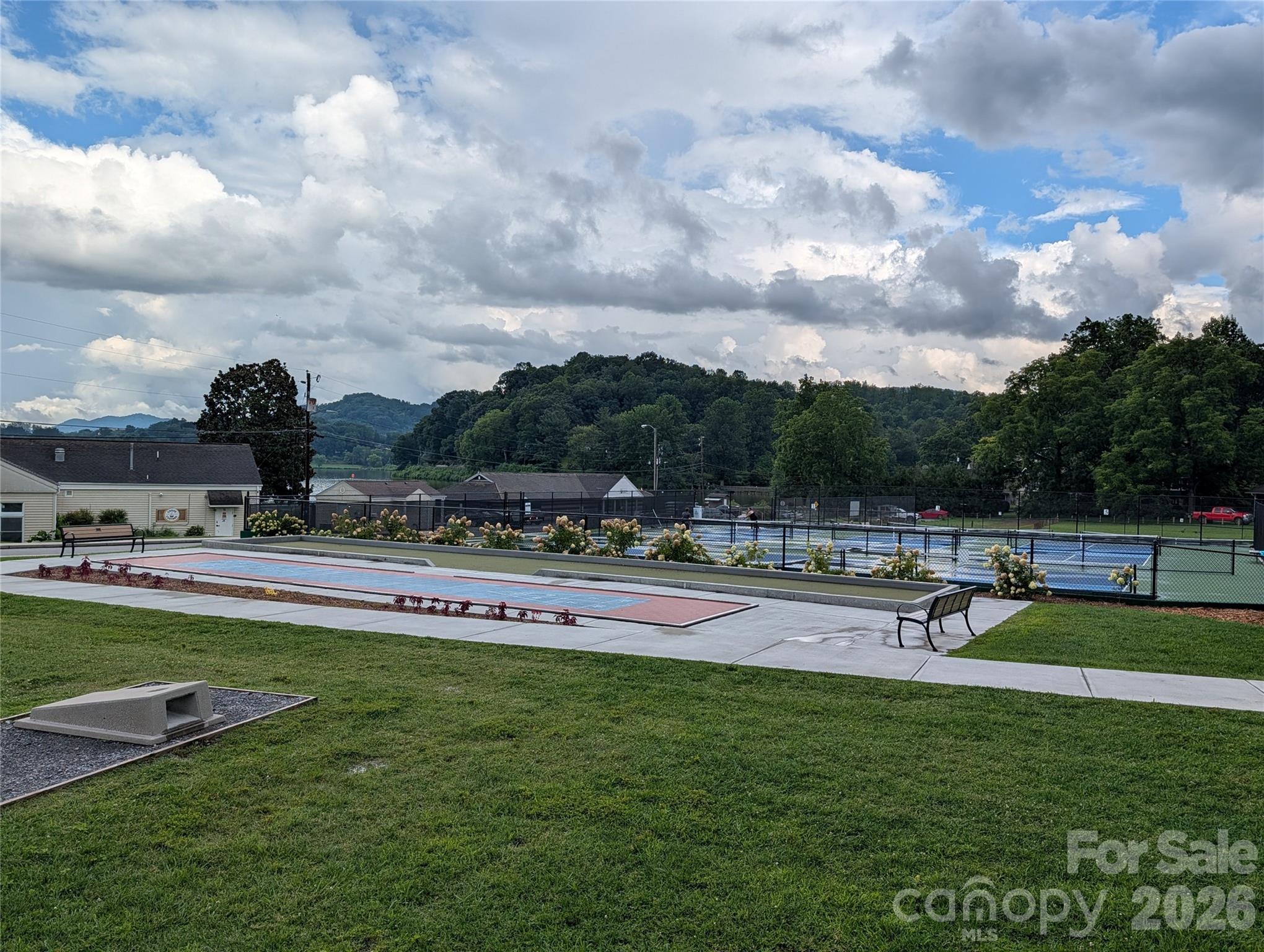 199 Atkins Loop — Lake Junaluska
