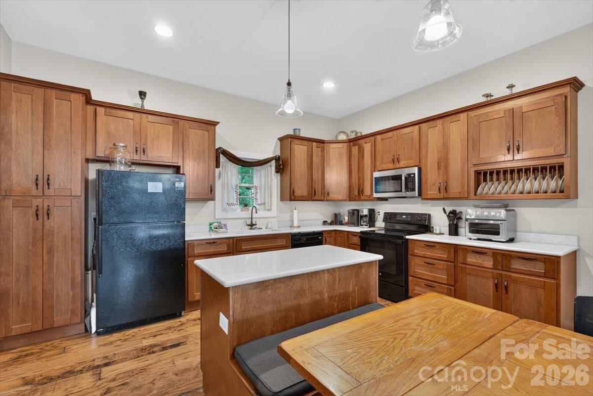 199 Atkins Loop — Lake Junaluska
