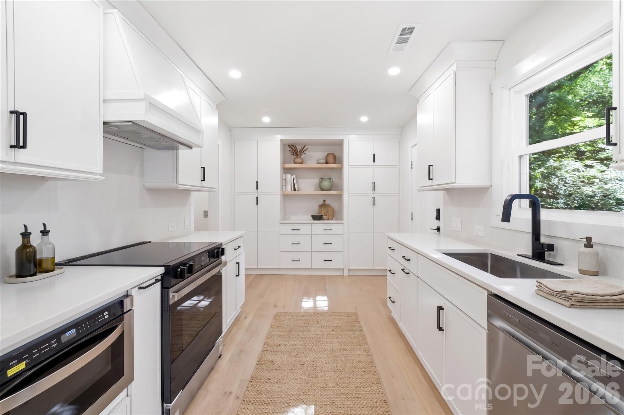 6900 Norchester Court — Charlotte
