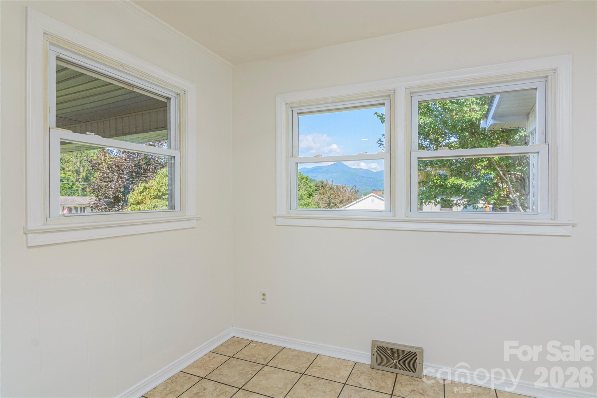 32 Kathy Drive — Waynesville