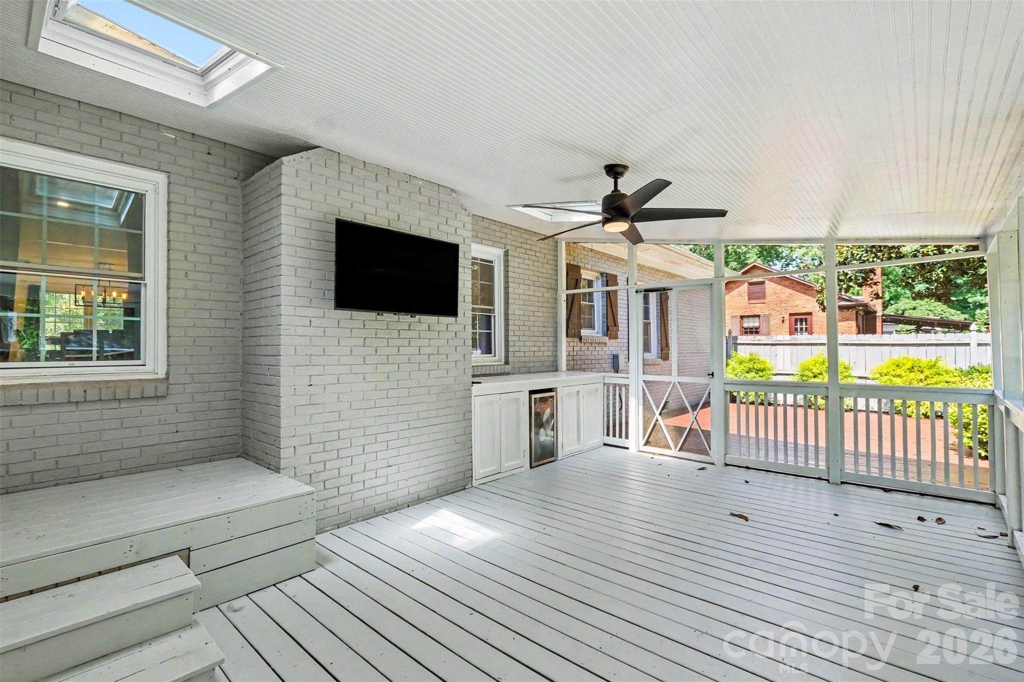 5734 Faulconbridge Road — Charlotte