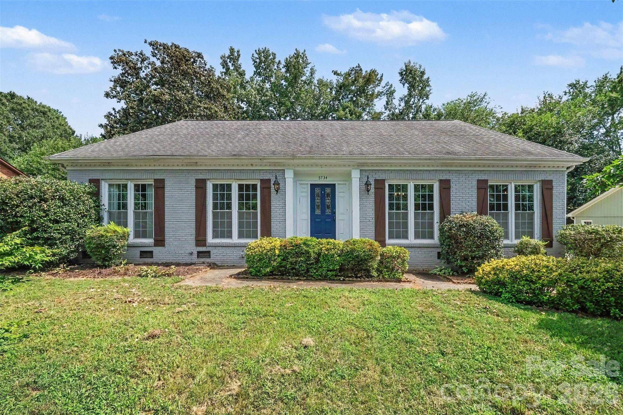 5734 Faulconbridge Road — Charlotte