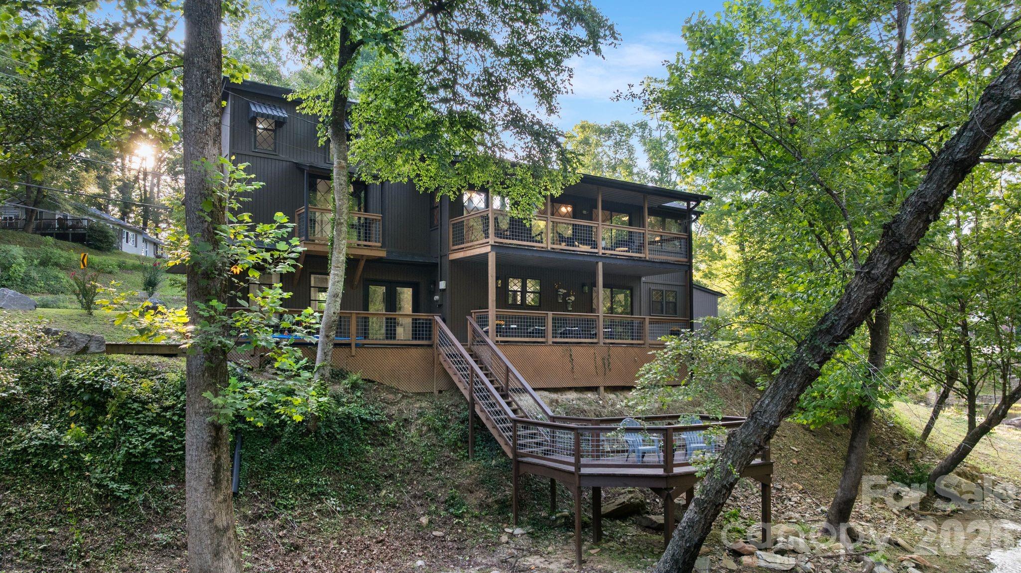 1754 Lake Tahoma Road — Marion