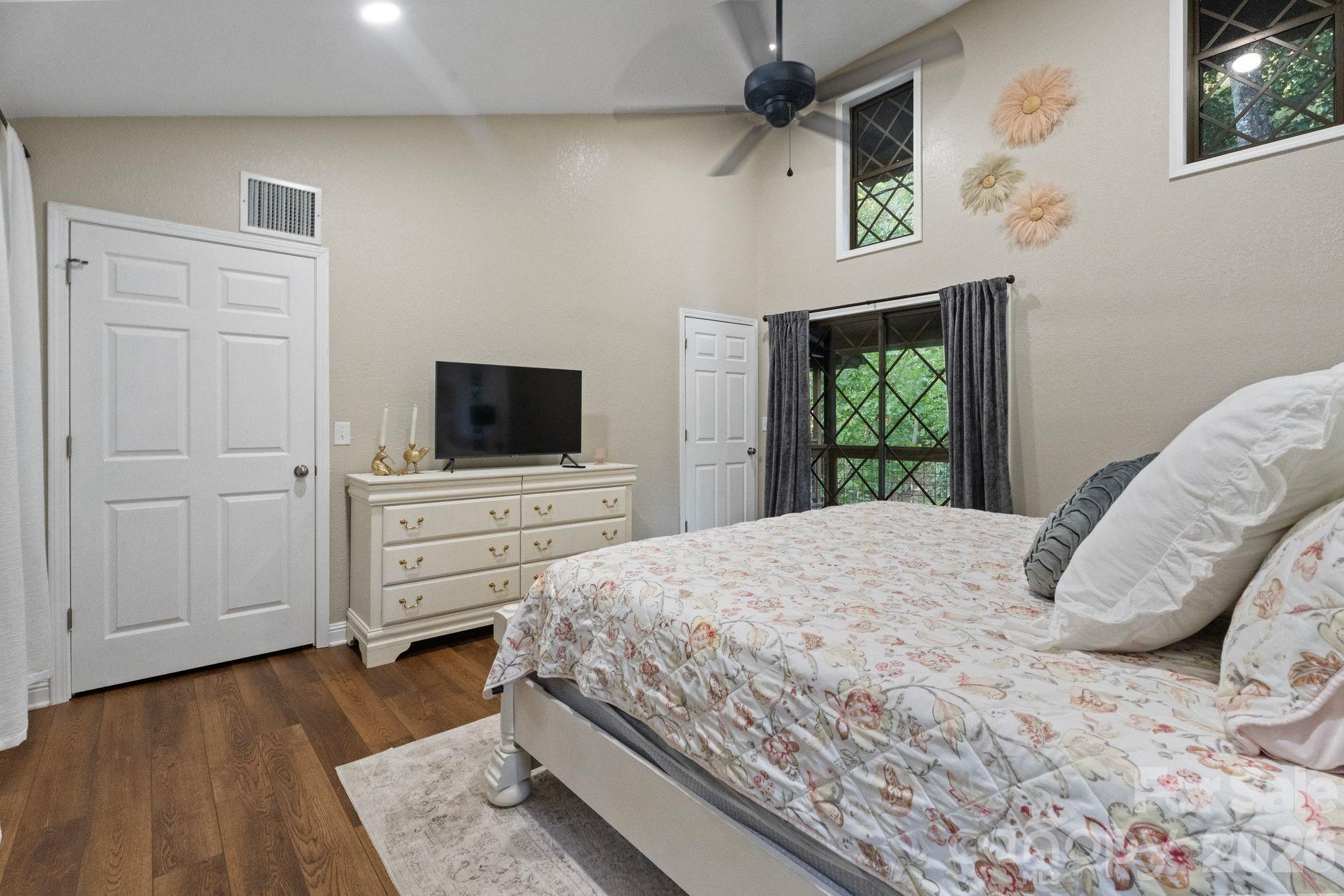 1754 Lake Tahoma Road — Marion
