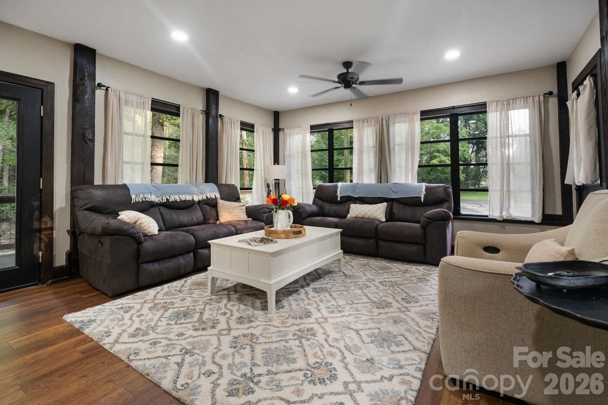 1754 Lake Tahoma Road — Marion