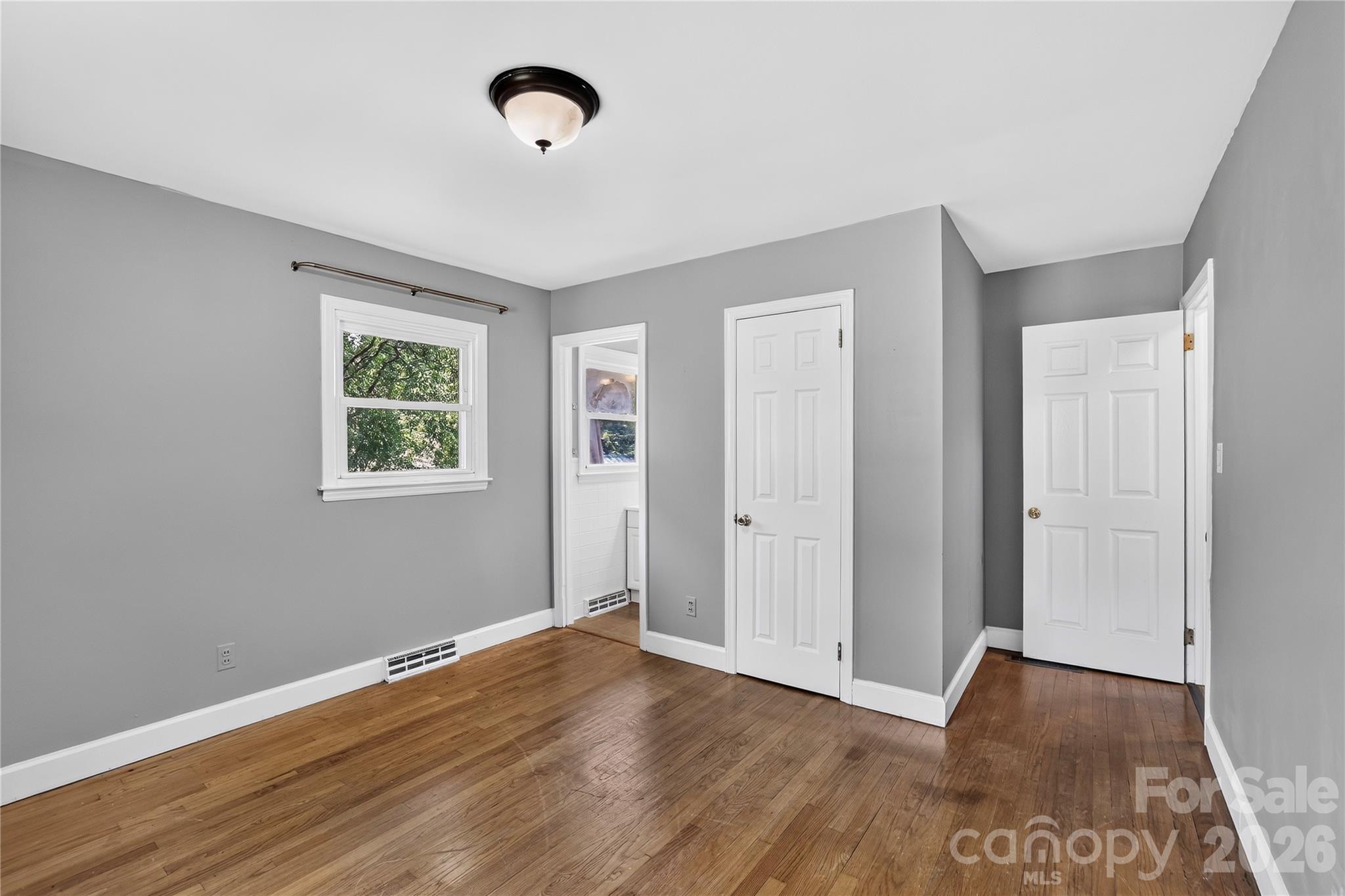 611 Pole Creasman Road — Asheville