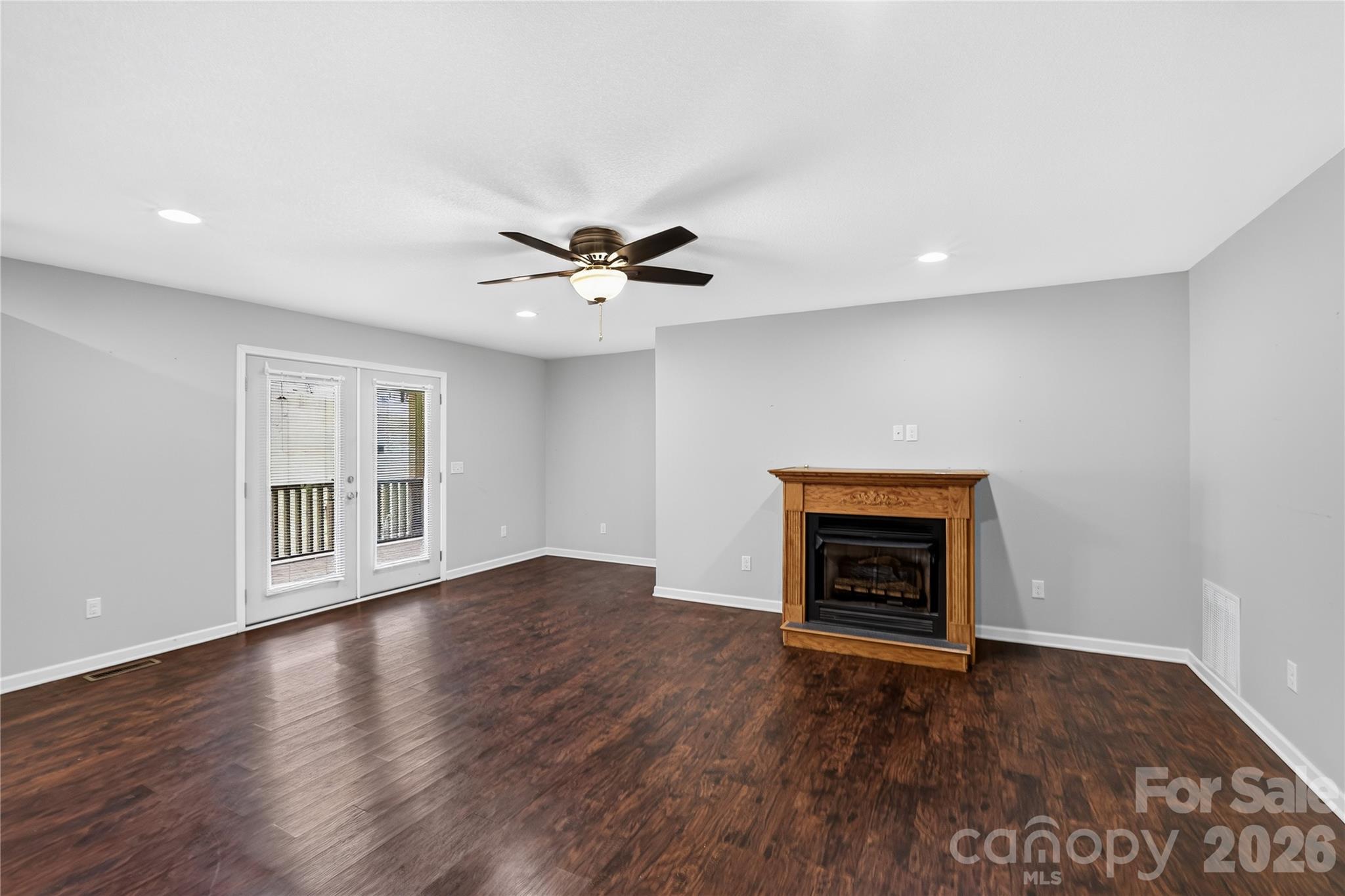 611 Pole Creasman Road — Asheville