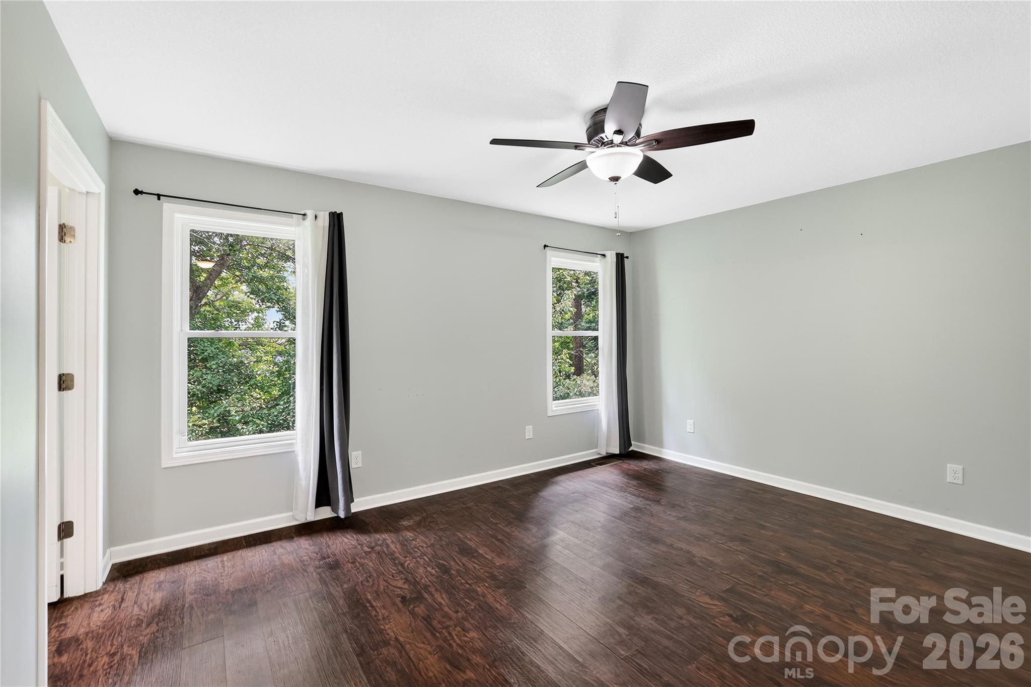 611 Pole Creasman Road — Asheville
