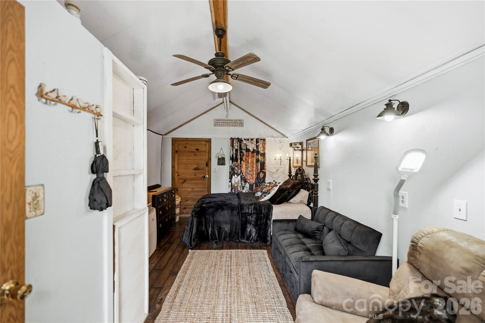 611 Pole Creasman Road — Asheville