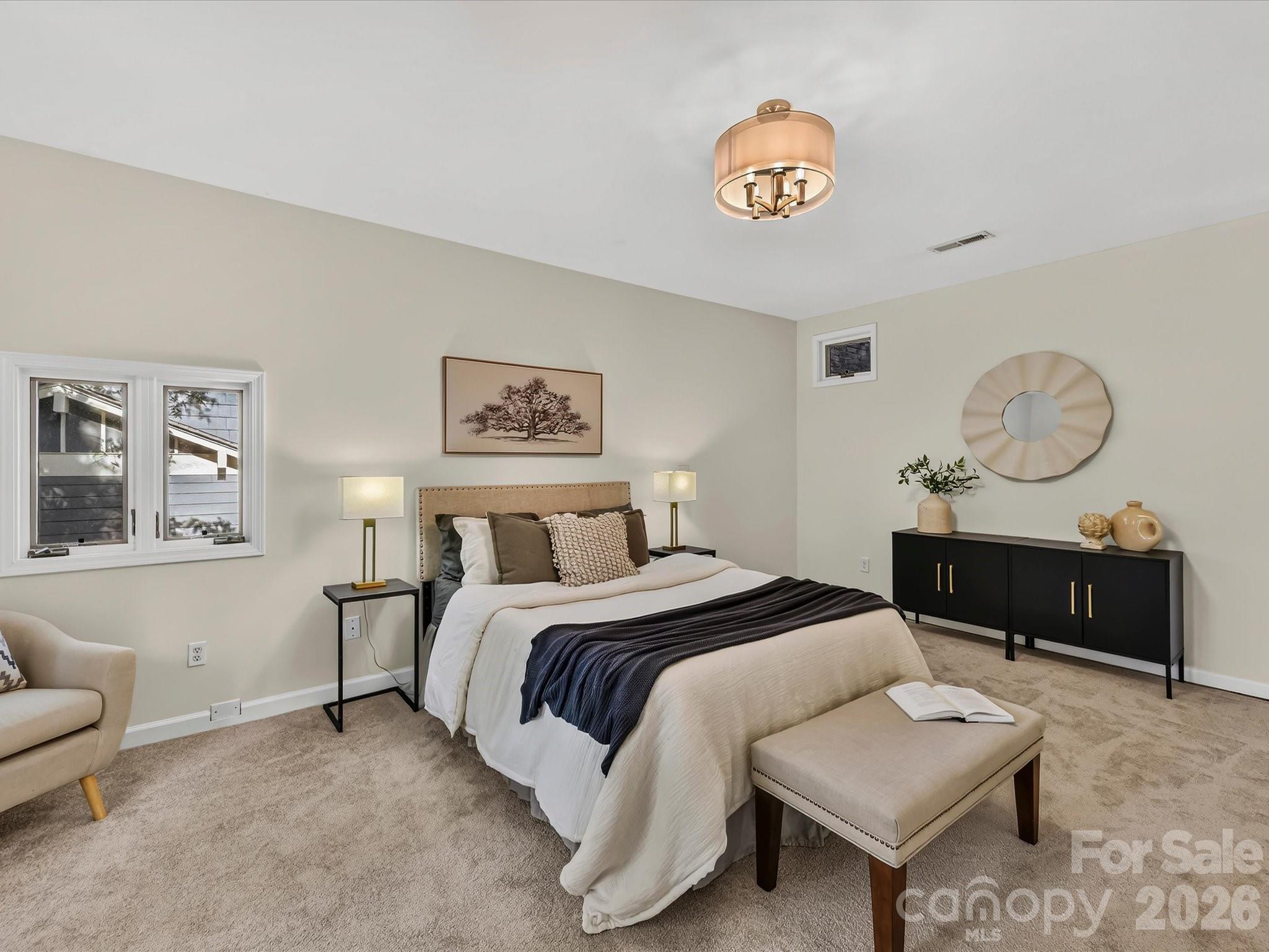 1824 Chestnut Avenue — Charlotte