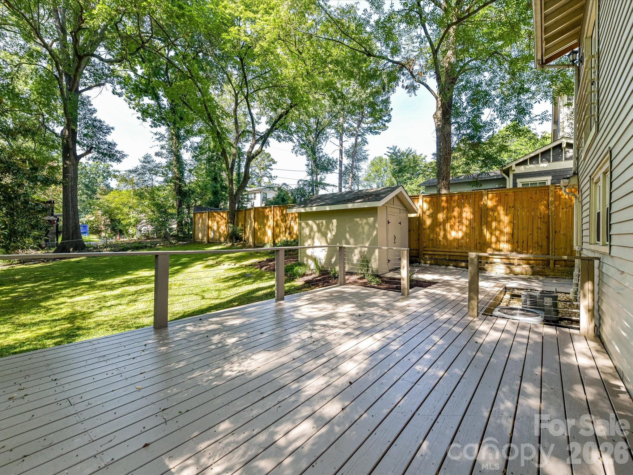 1824 Chestnut Avenue — Charlotte