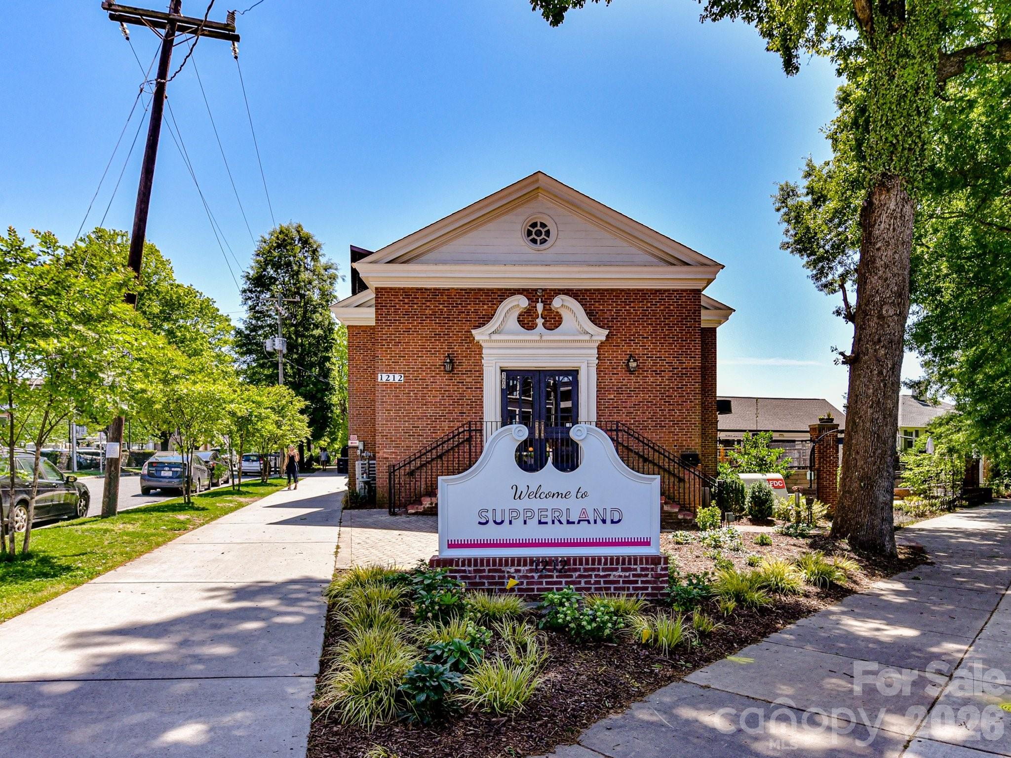 1824 Chestnut Avenue — Charlotte