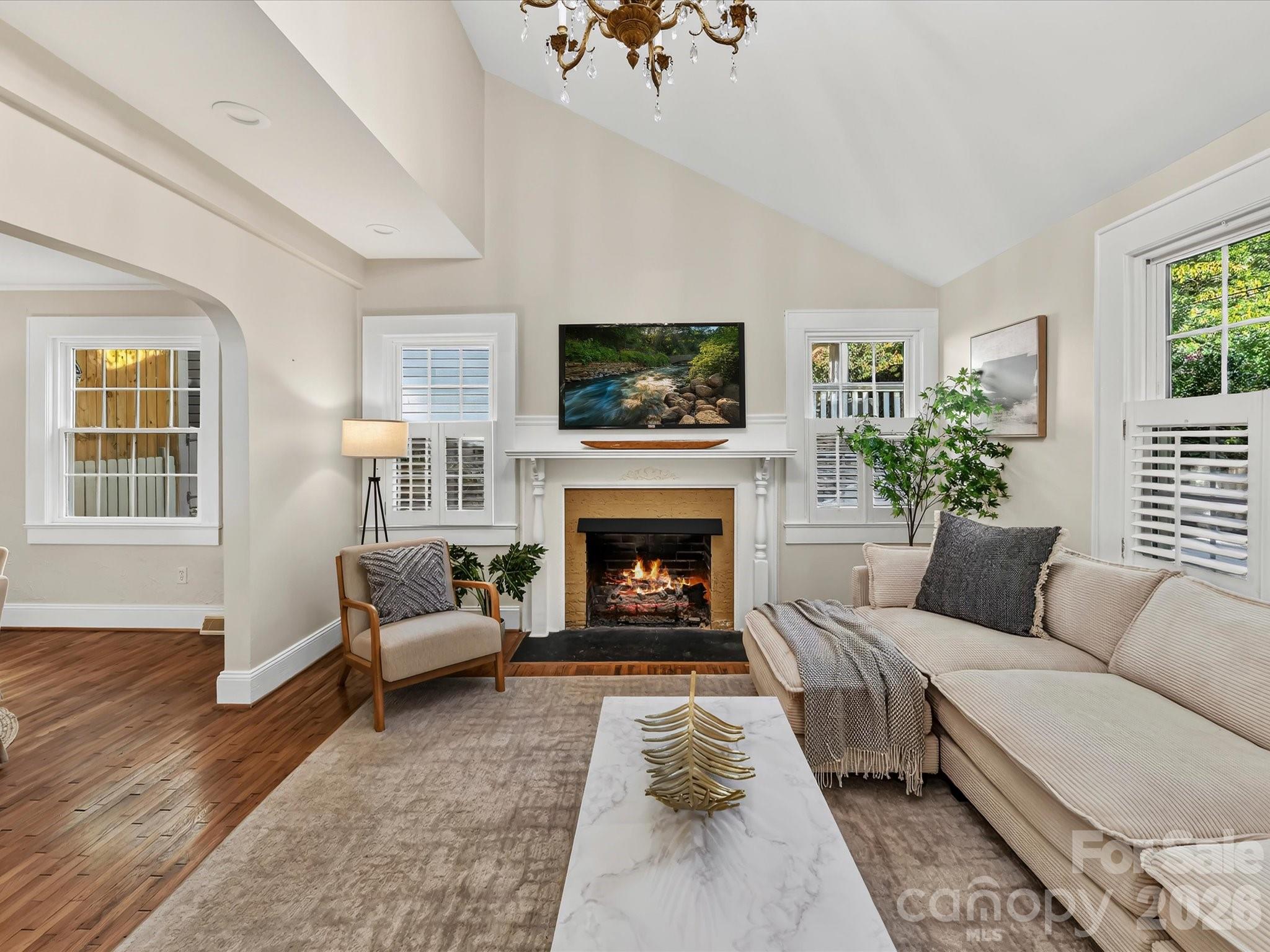 1824 Chestnut Avenue — Charlotte