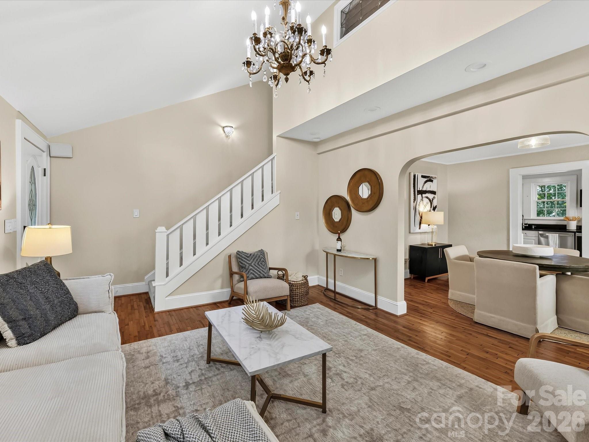 1824 Chestnut Avenue — Charlotte