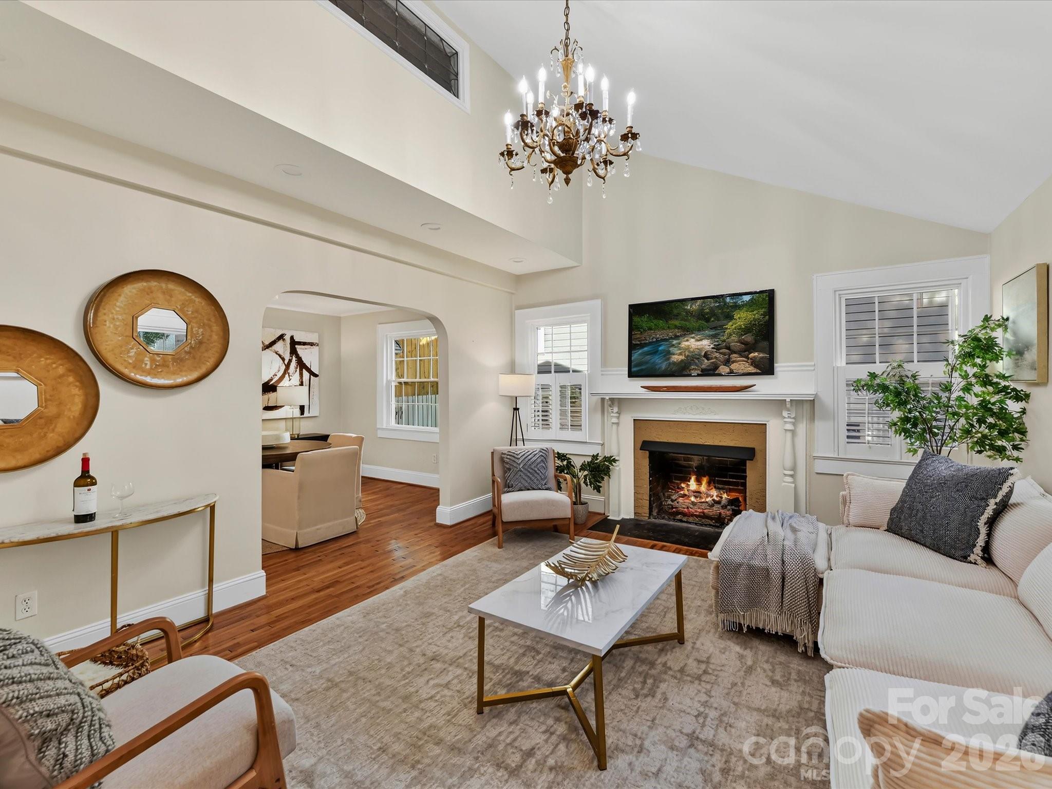 1824 Chestnut Avenue — Charlotte