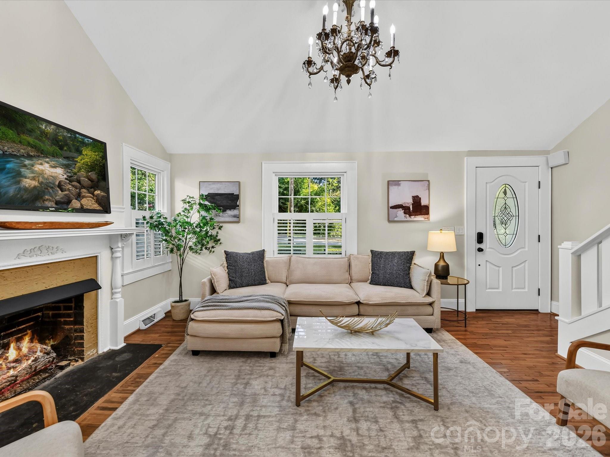 1824 Chestnut Avenue — Charlotte