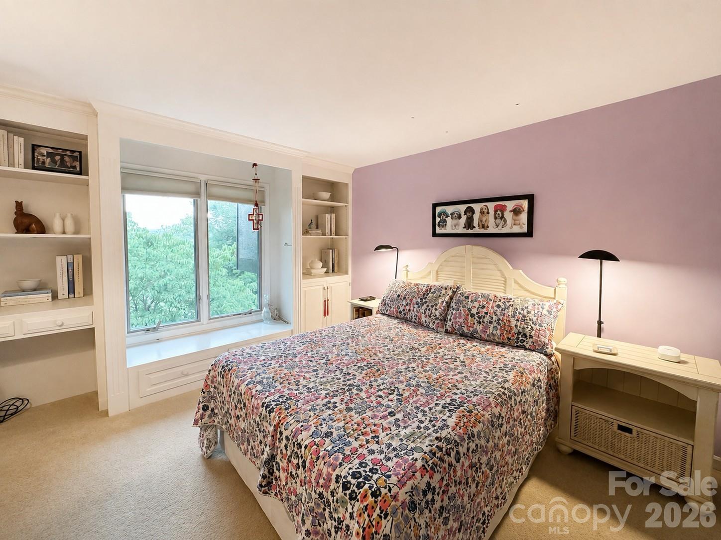 4821 Elmhurst Drive NE — Hickory