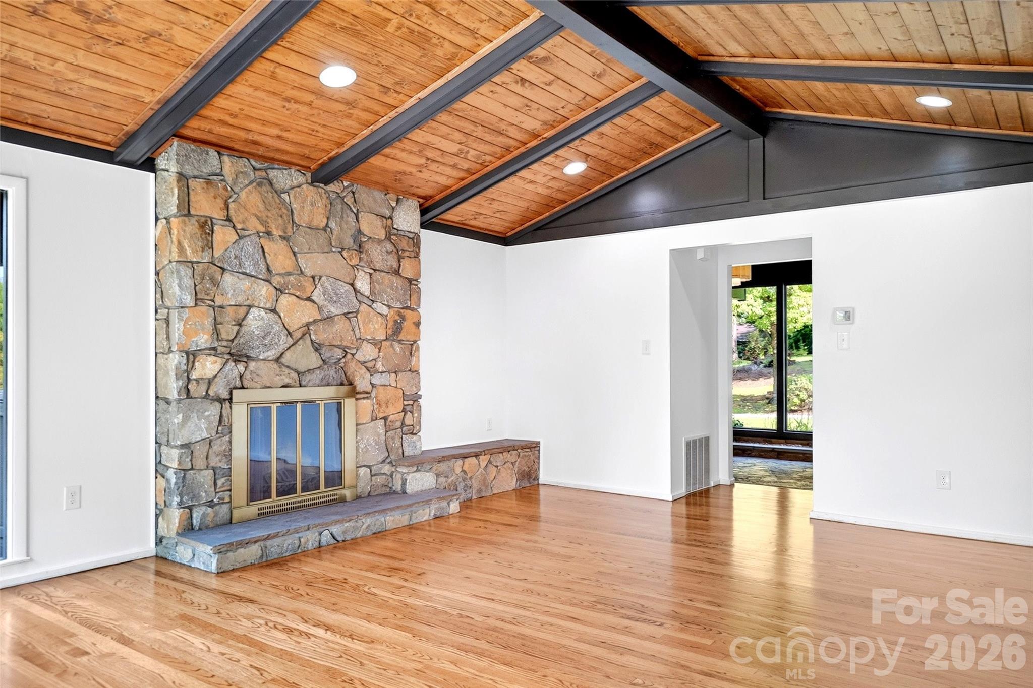 208 Dogwood Lane — Black Mountain