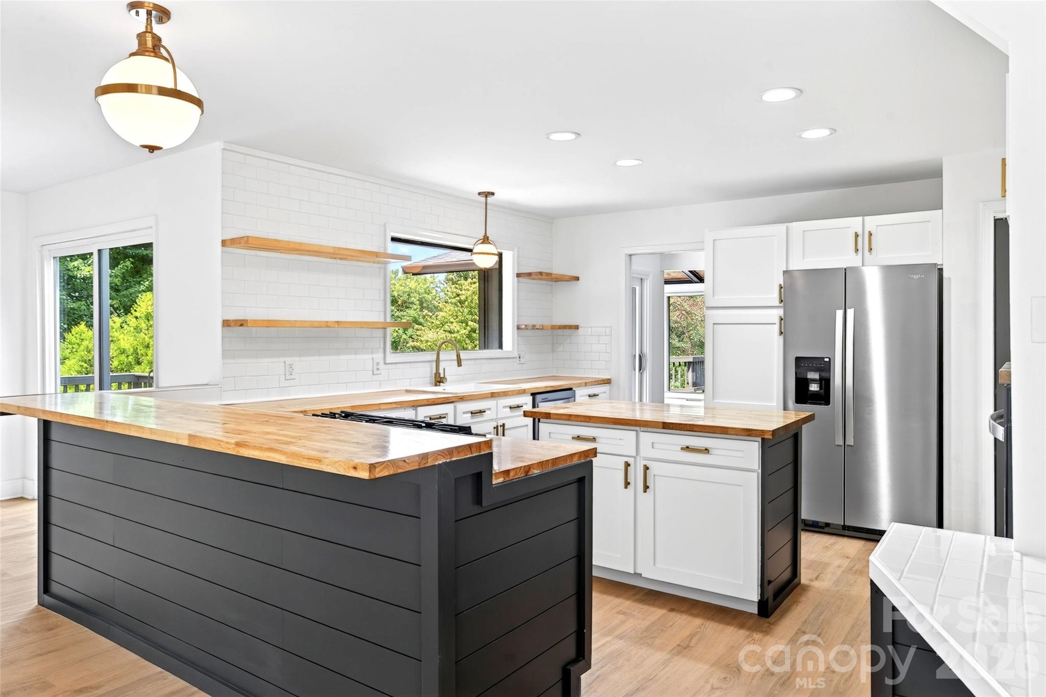 208 Dogwood Lane — Black Mountain