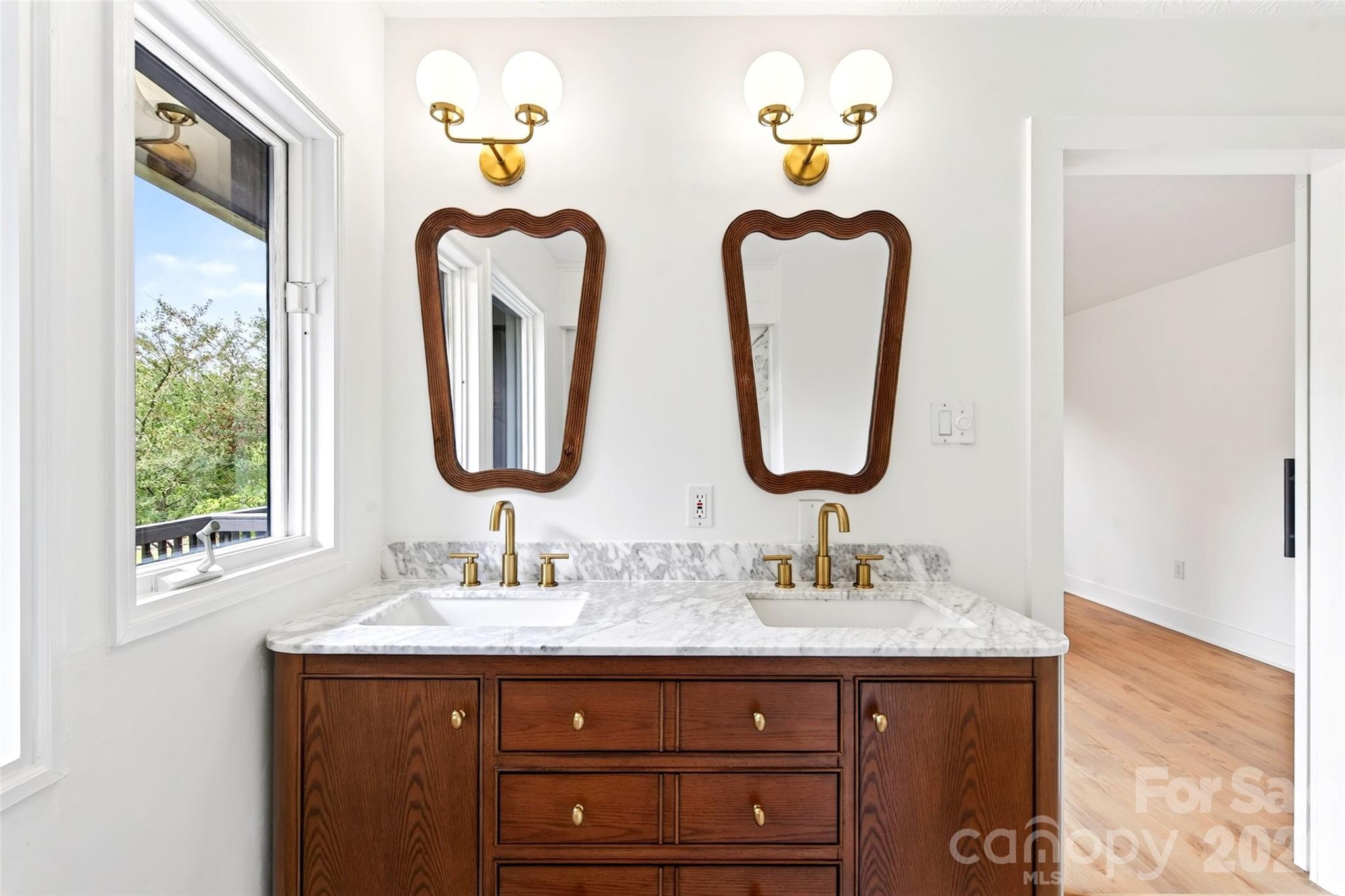 208 Dogwood Lane — Black Mountain