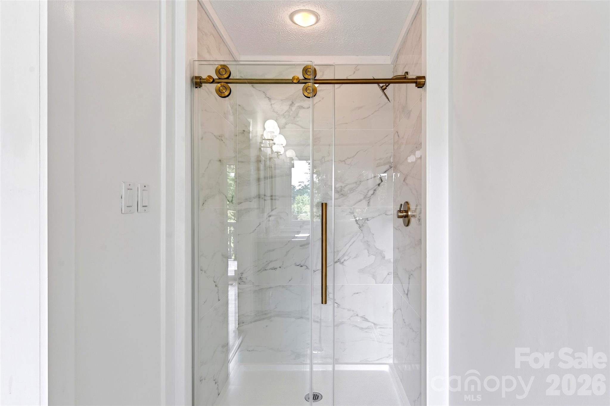 208 Dogwood Lane — Black Mountain