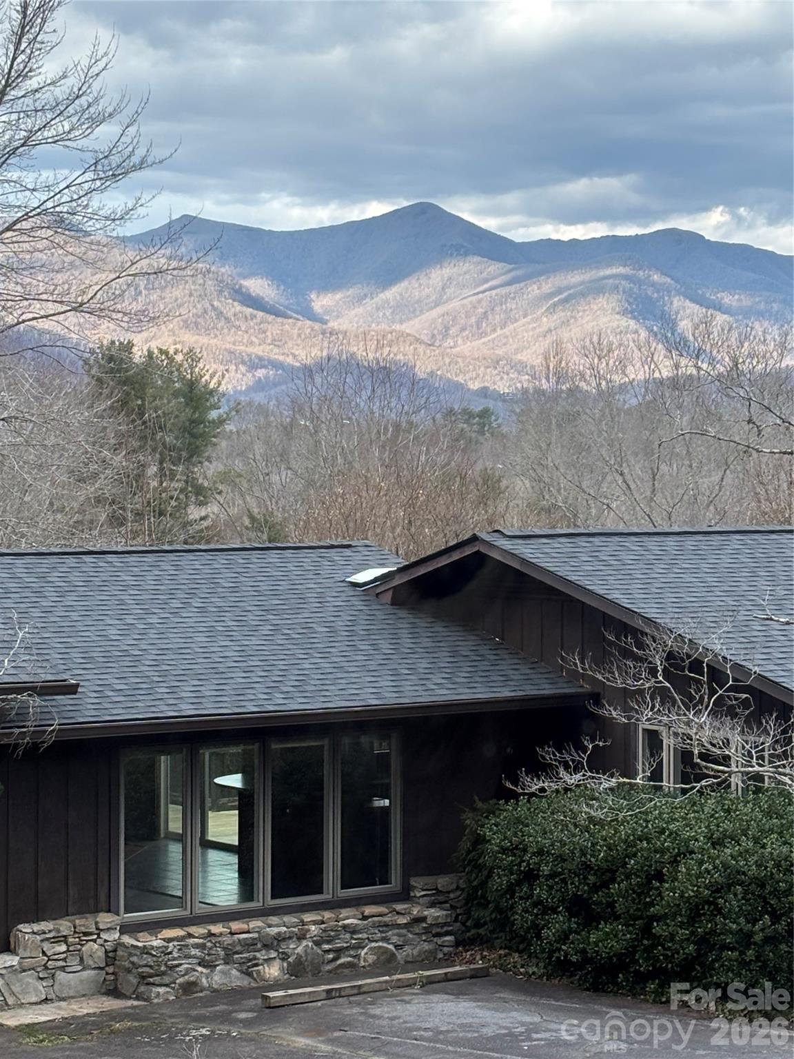 208 Dogwood Lane — Black Mountain