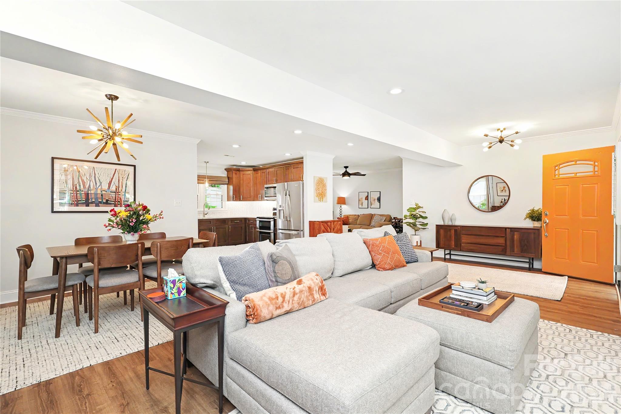 2701 Creekbed Lane — Charlotte