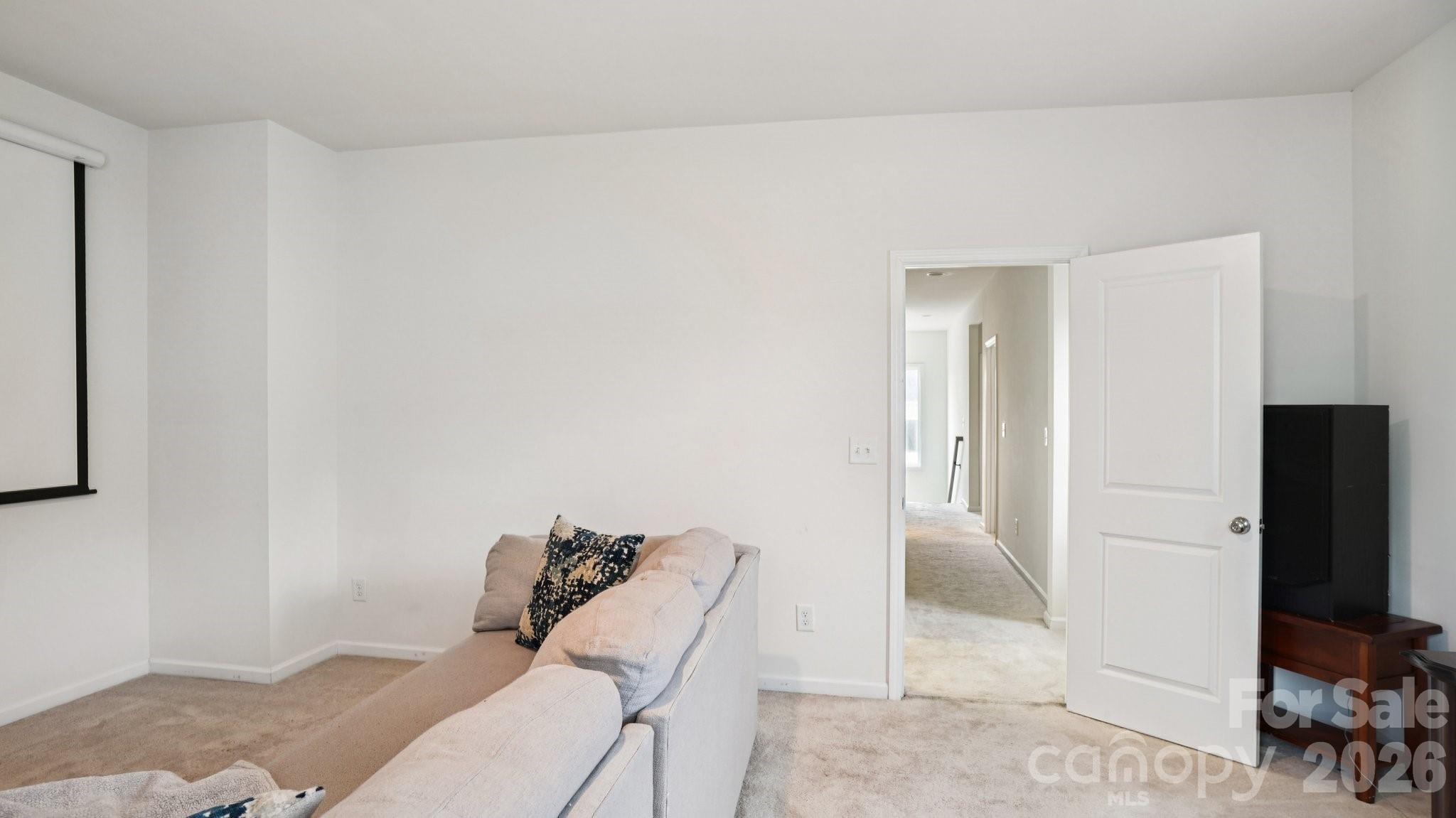483 Hunton Forest Drive — Concord