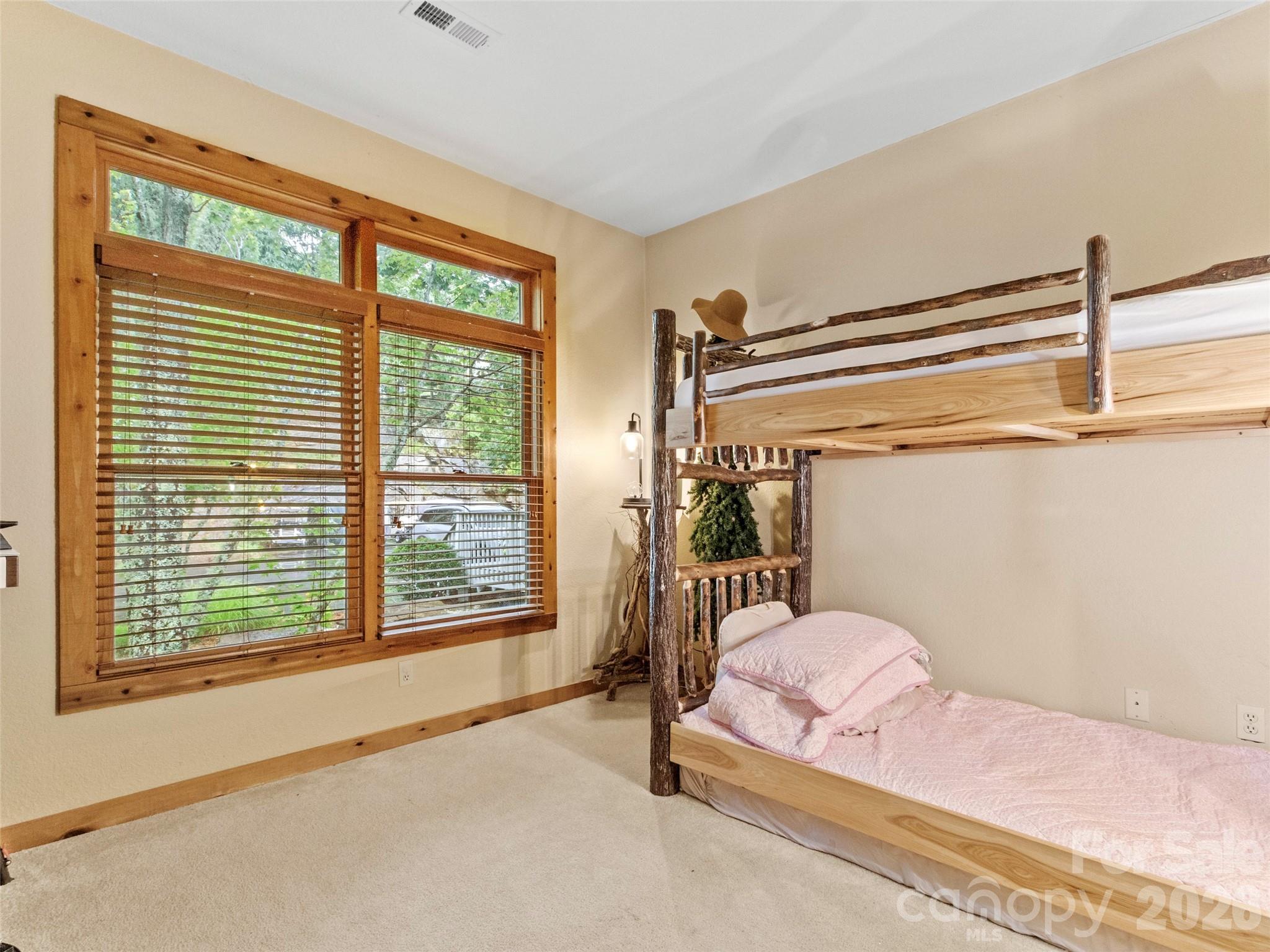 10 Stoney Falls Loop #304 — Burnsville