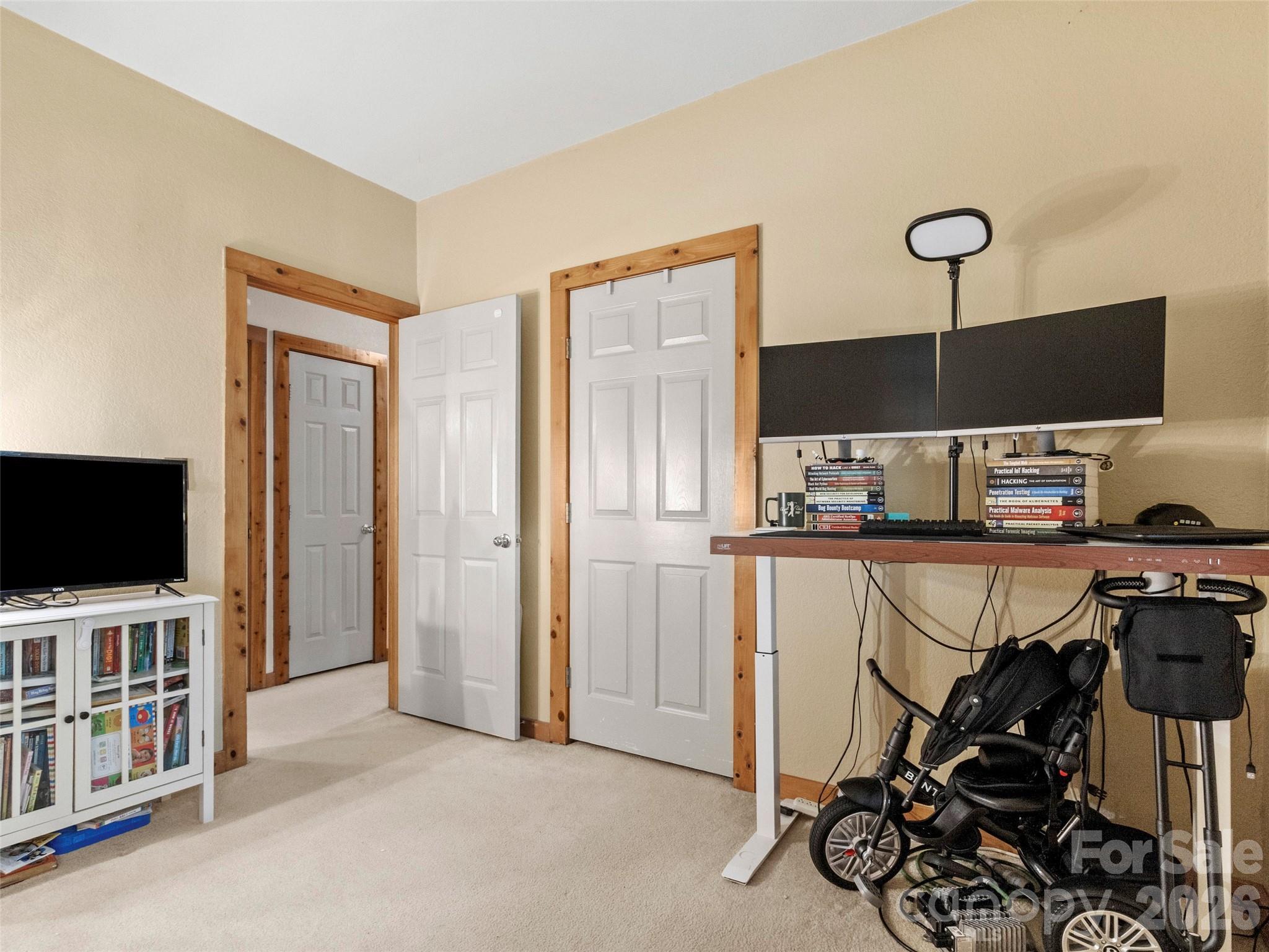 10 Stoney Falls Loop #304 — Burnsville