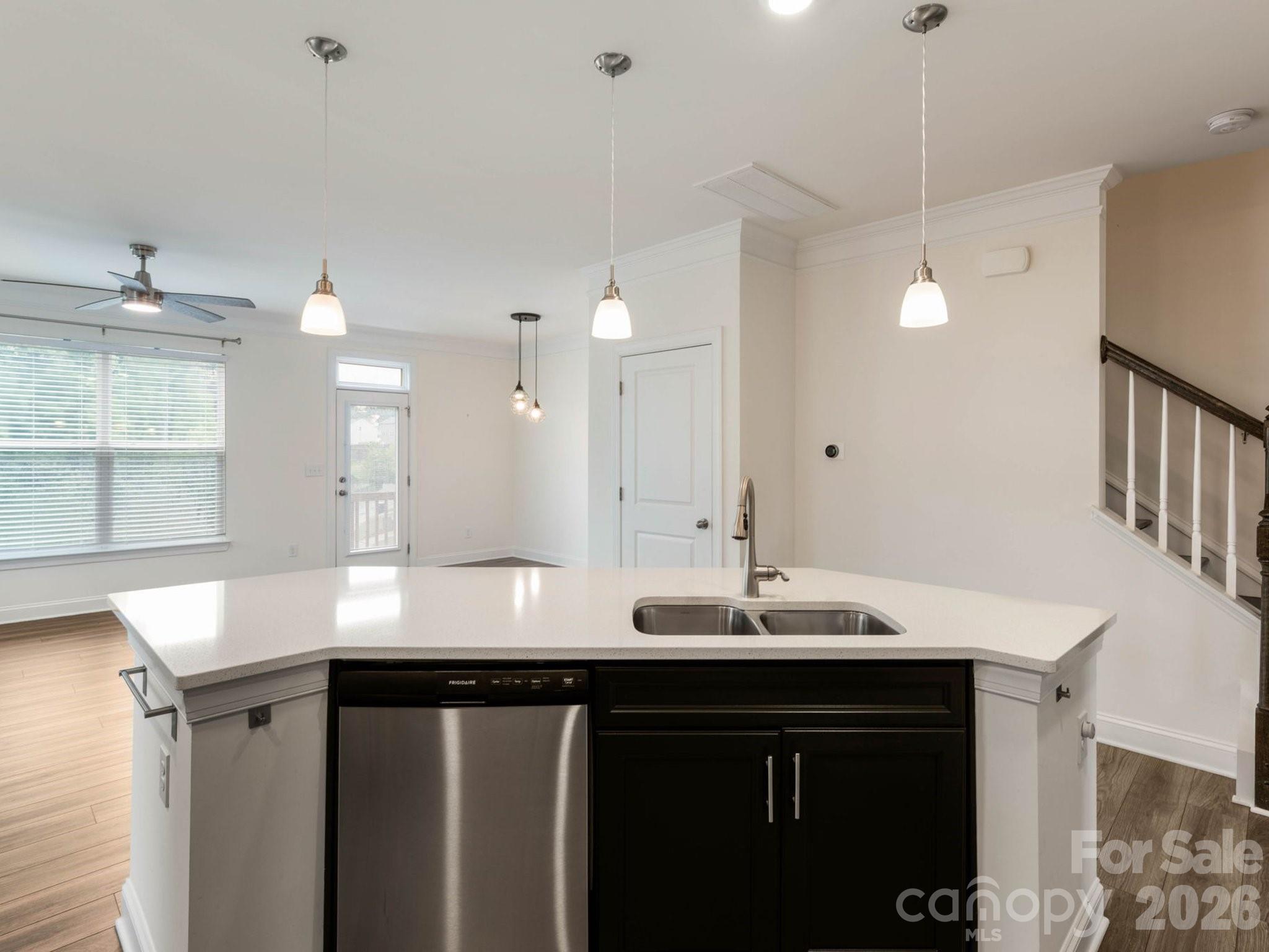 1001 Township Parkway — Belmont