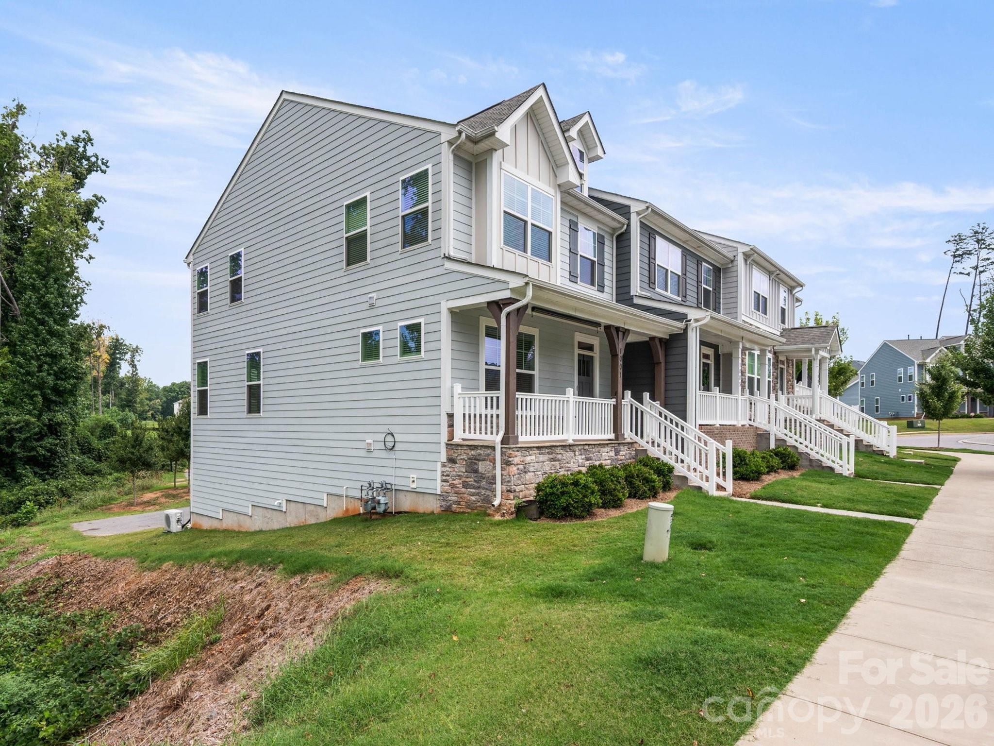 1001 Township Parkway — Belmont