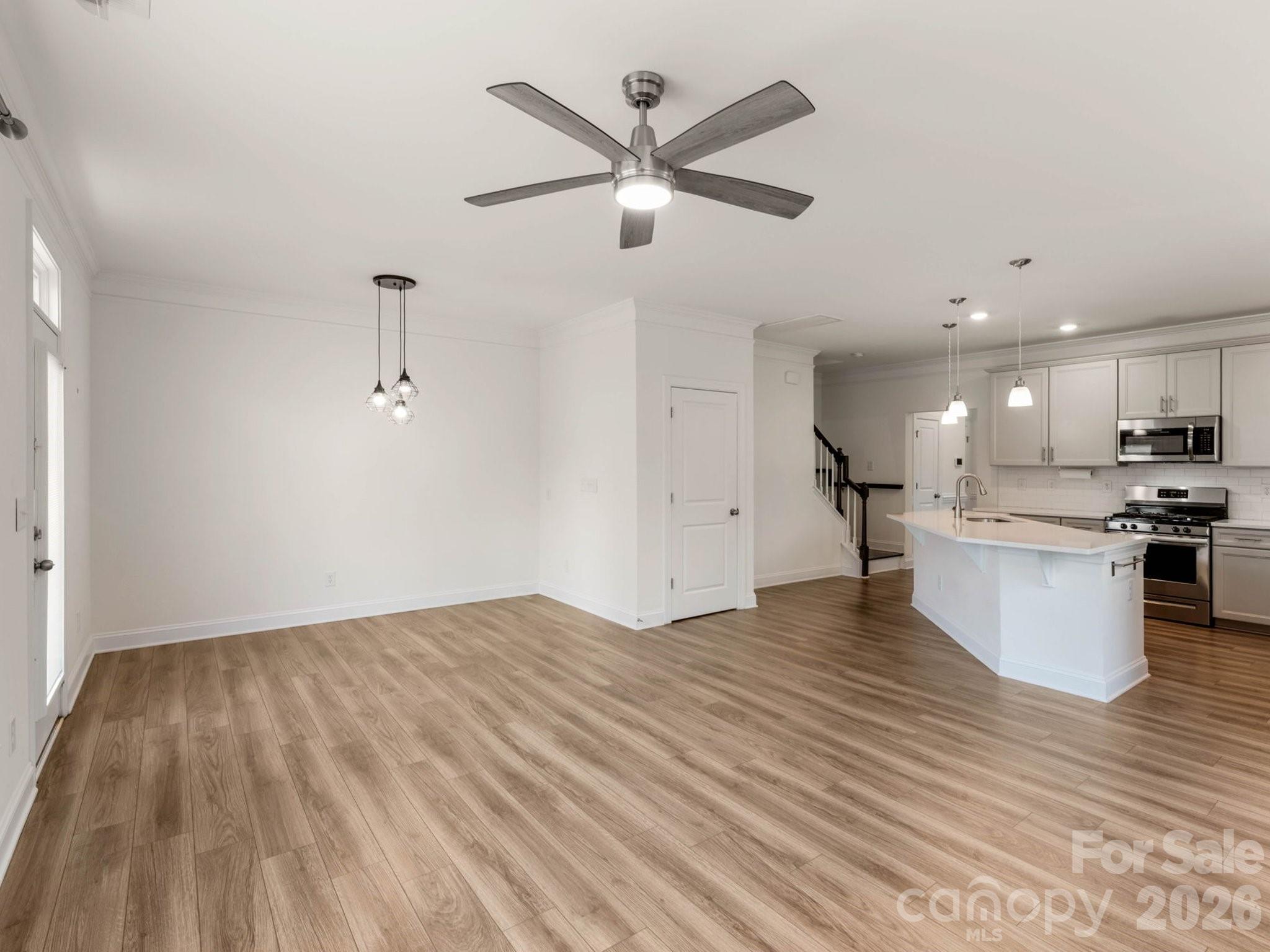 1001 Township Parkway — Belmont