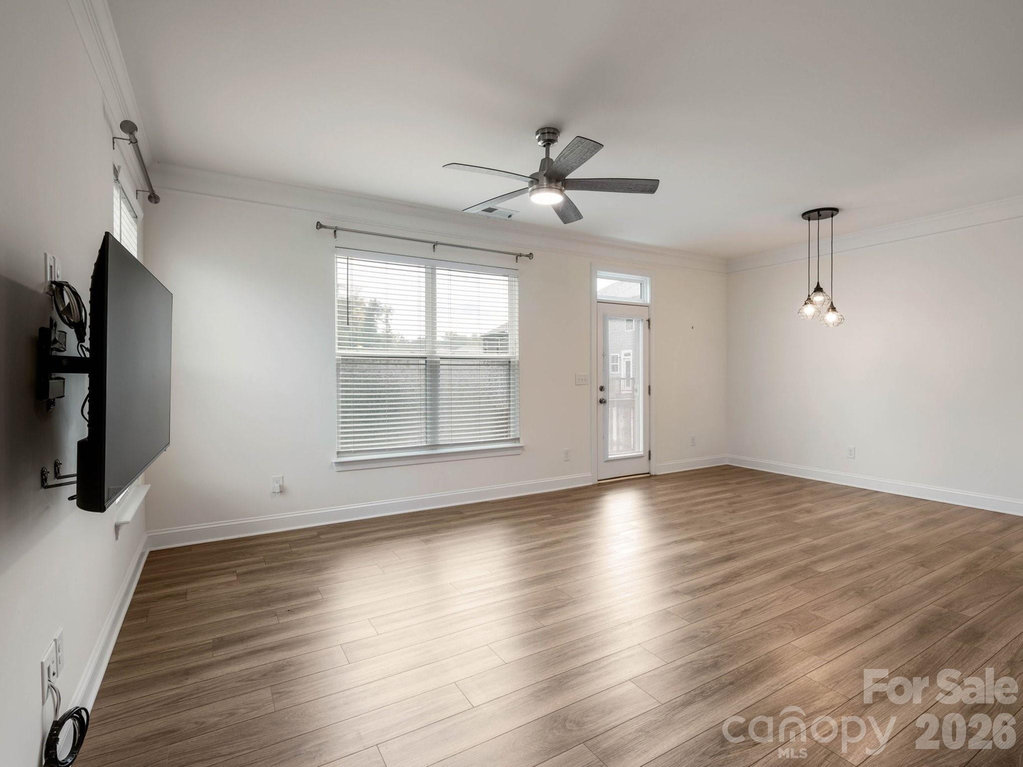 1001 Township Parkway — Belmont