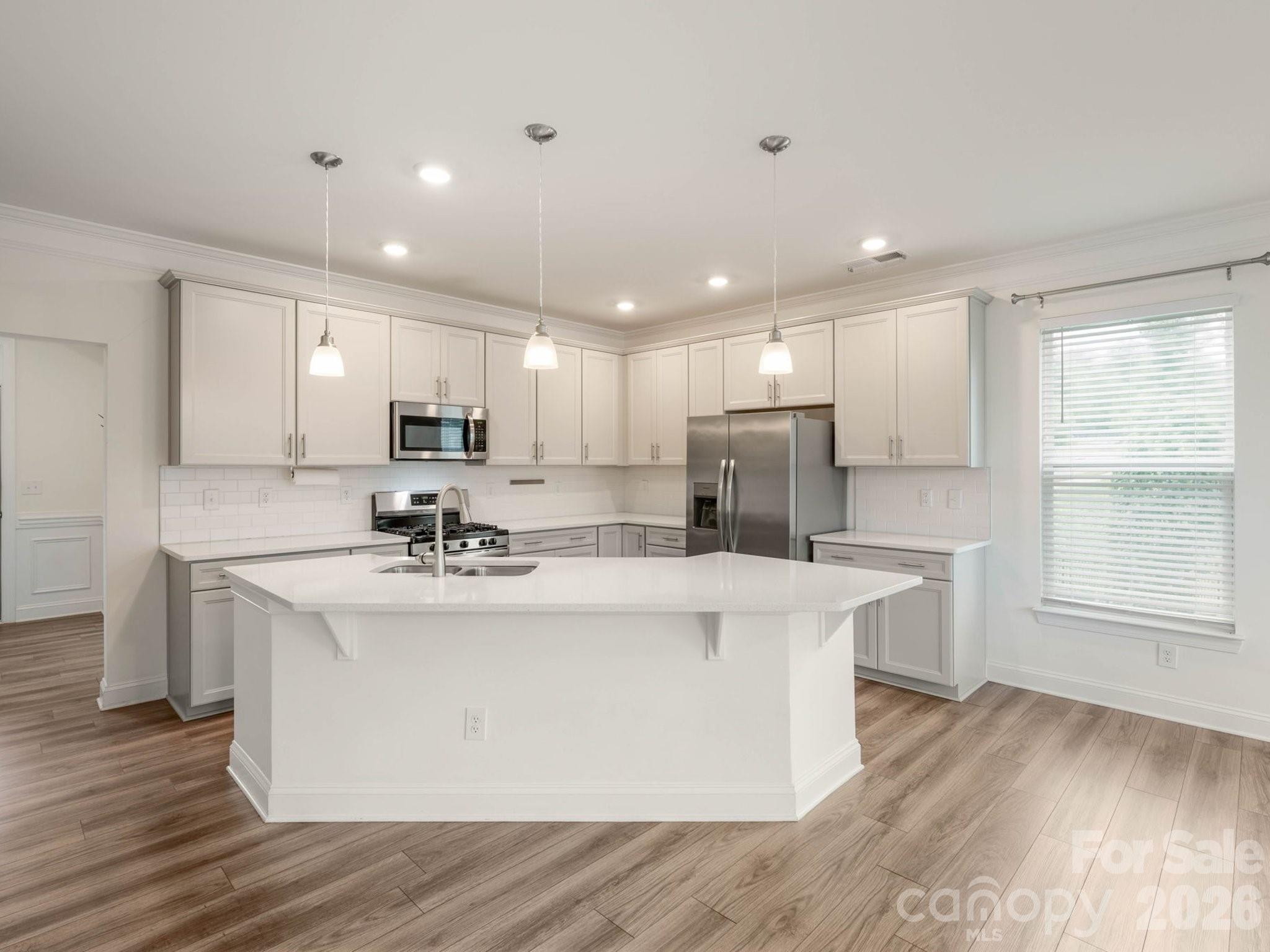 1001 Township Parkway — Belmont