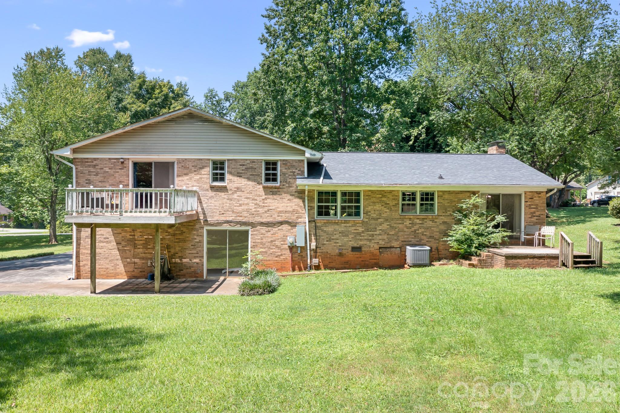 1009 Springs Road — Lincolnton