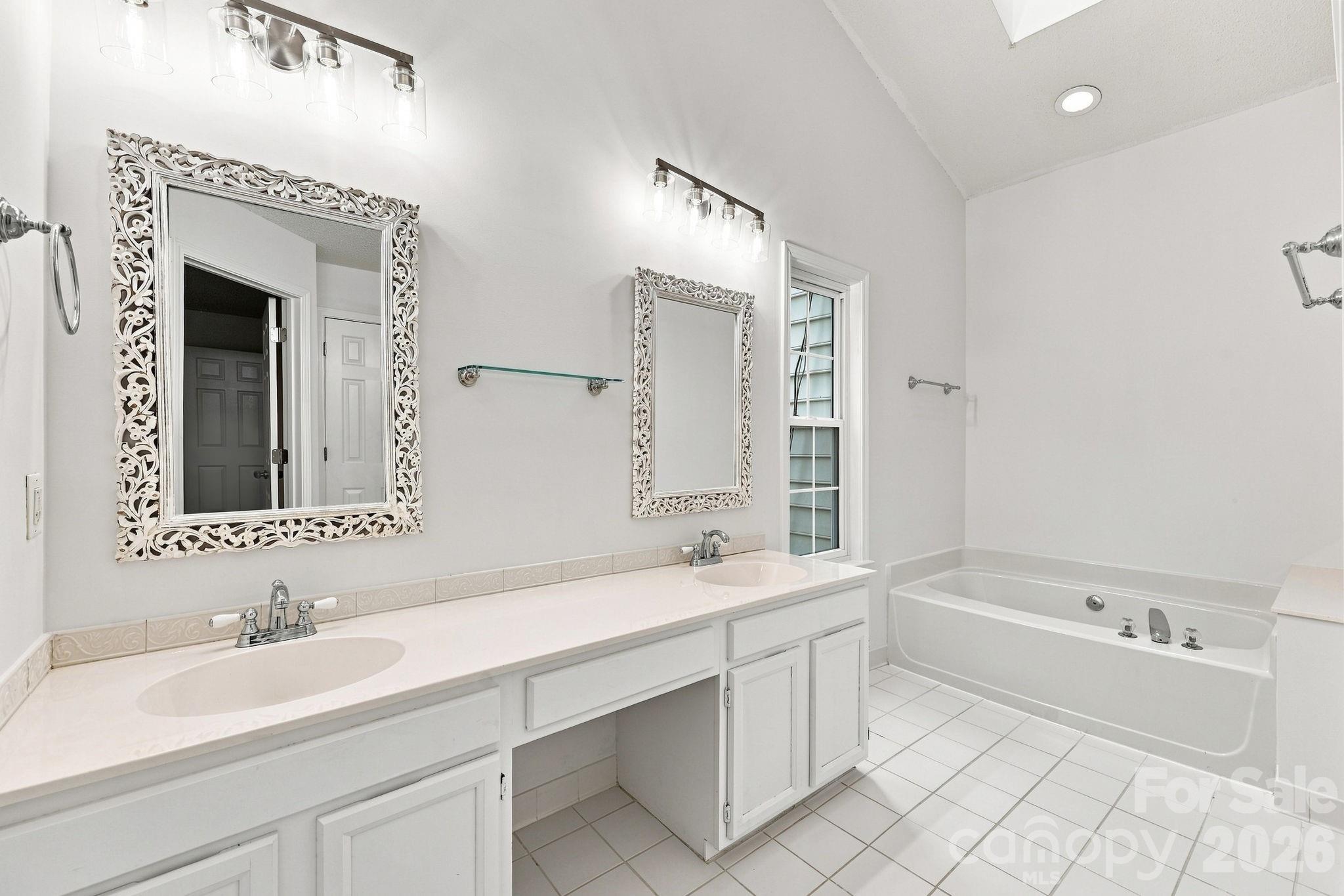 6004 Elm Cove Lane — Charlotte