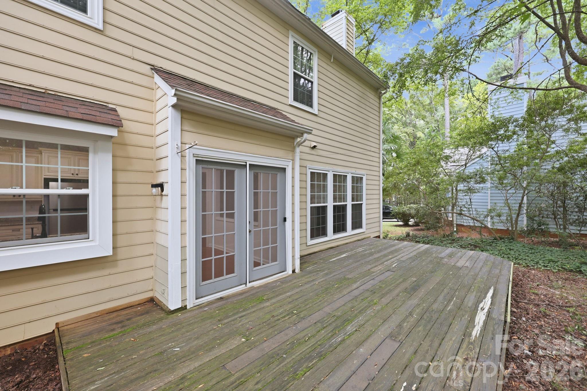 6004 Elm Cove Lane — Charlotte