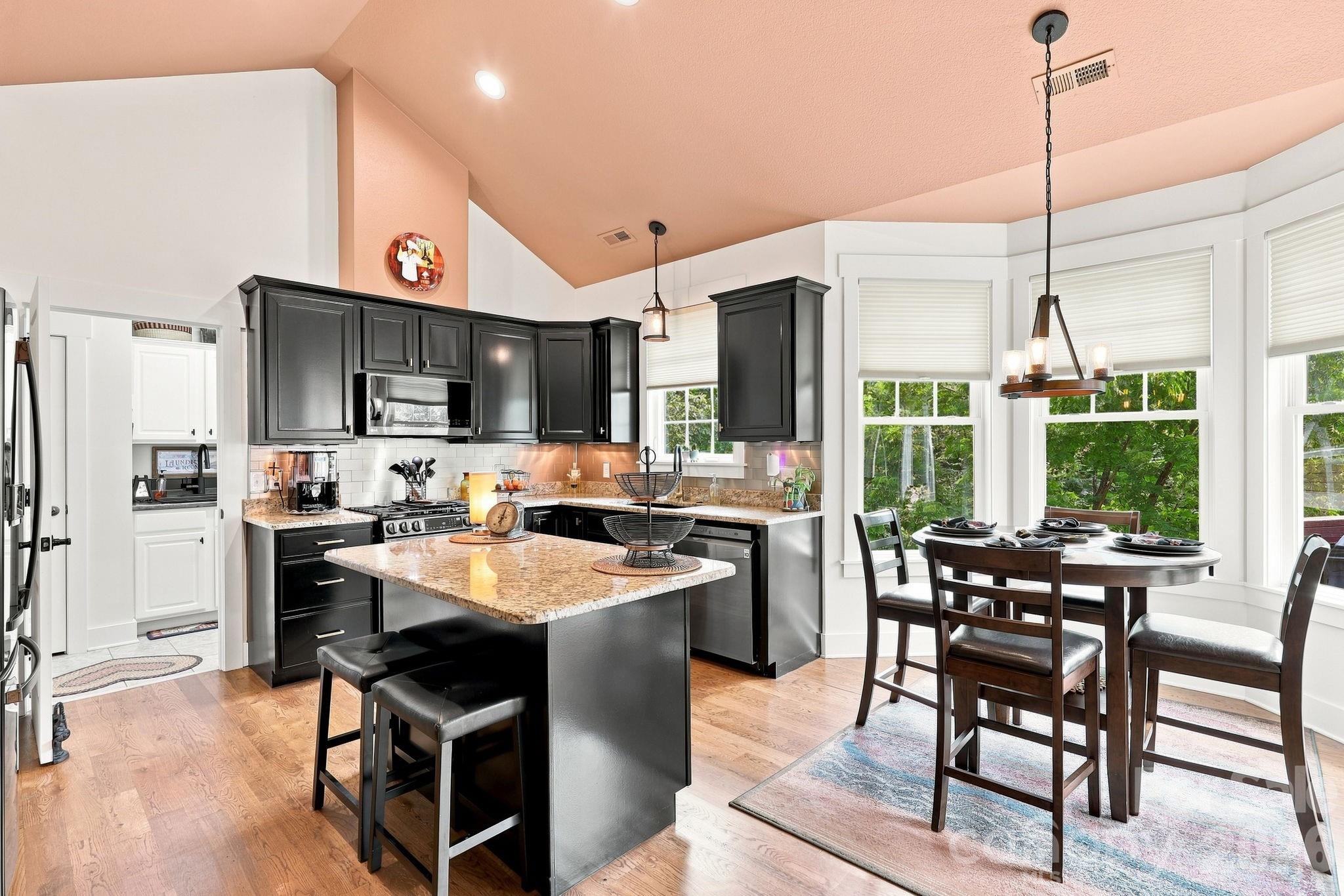 45 Creekside View Drive — Asheville