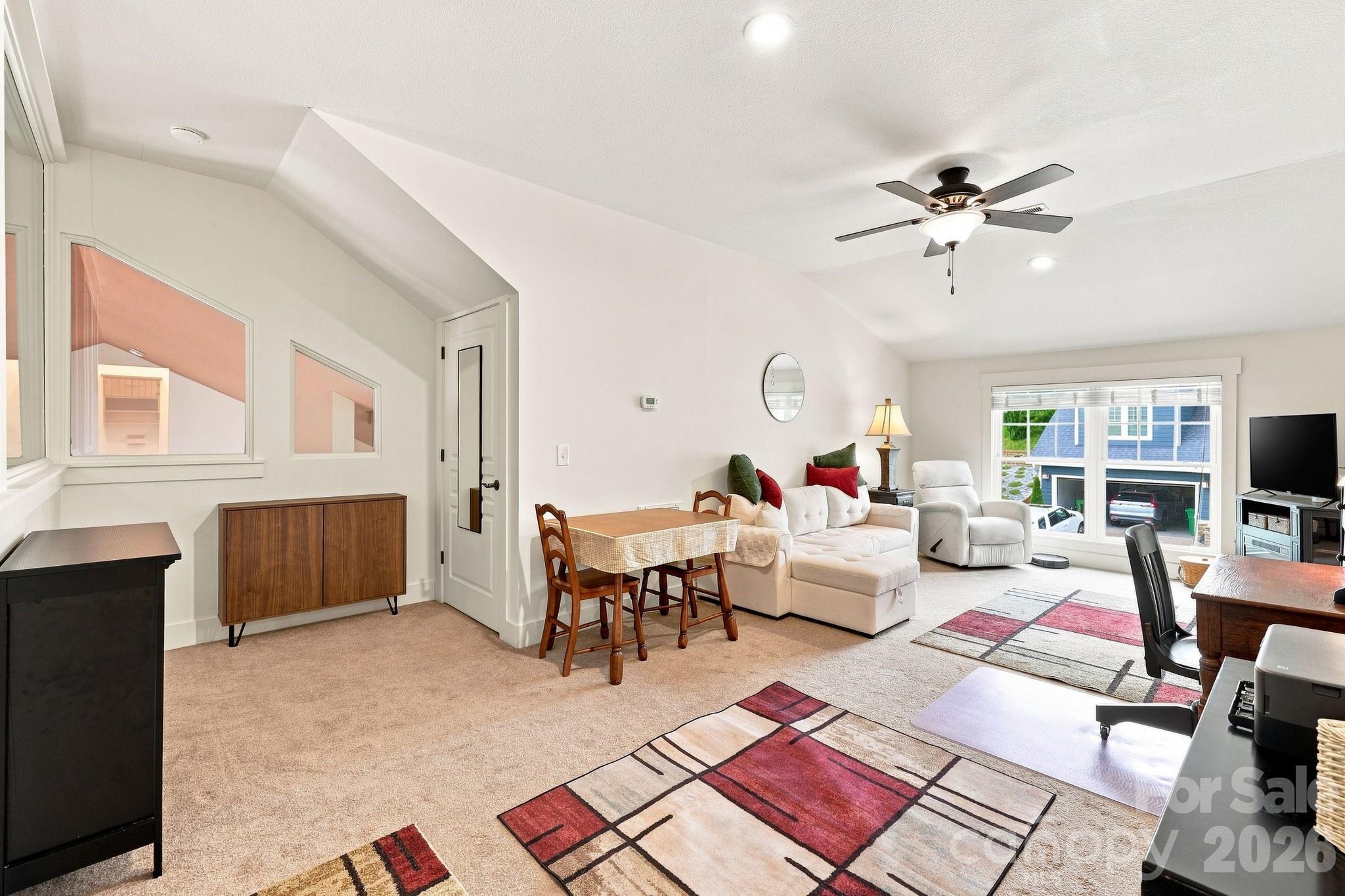 45 Creekside View Drive — Asheville