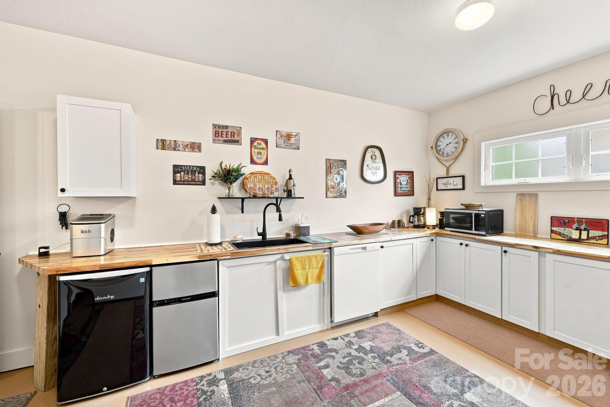 45 Creekside View Drive — Asheville