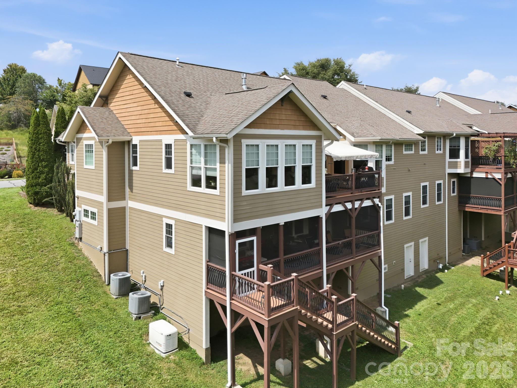 45 Creekside View Drive — Asheville