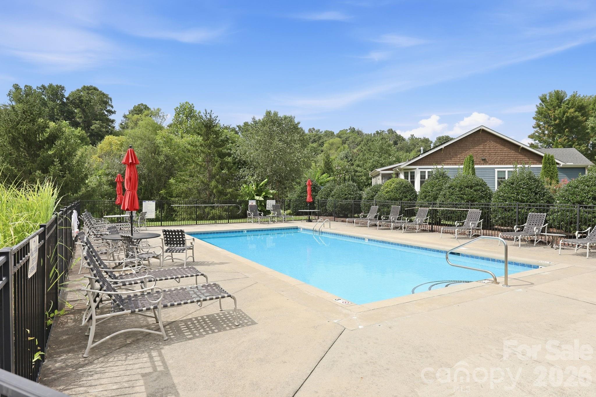 45 Creekside View Drive — Asheville