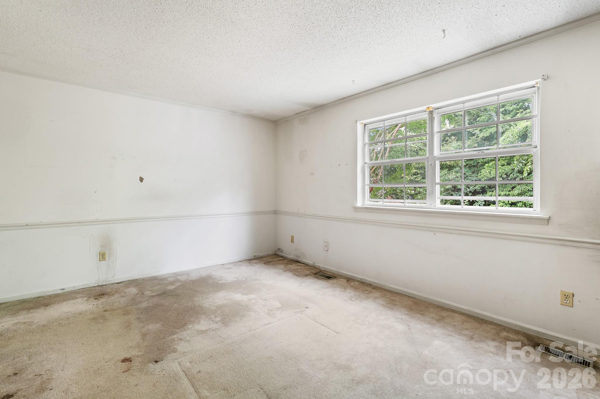 8504 Castle Pine Court — Charlotte